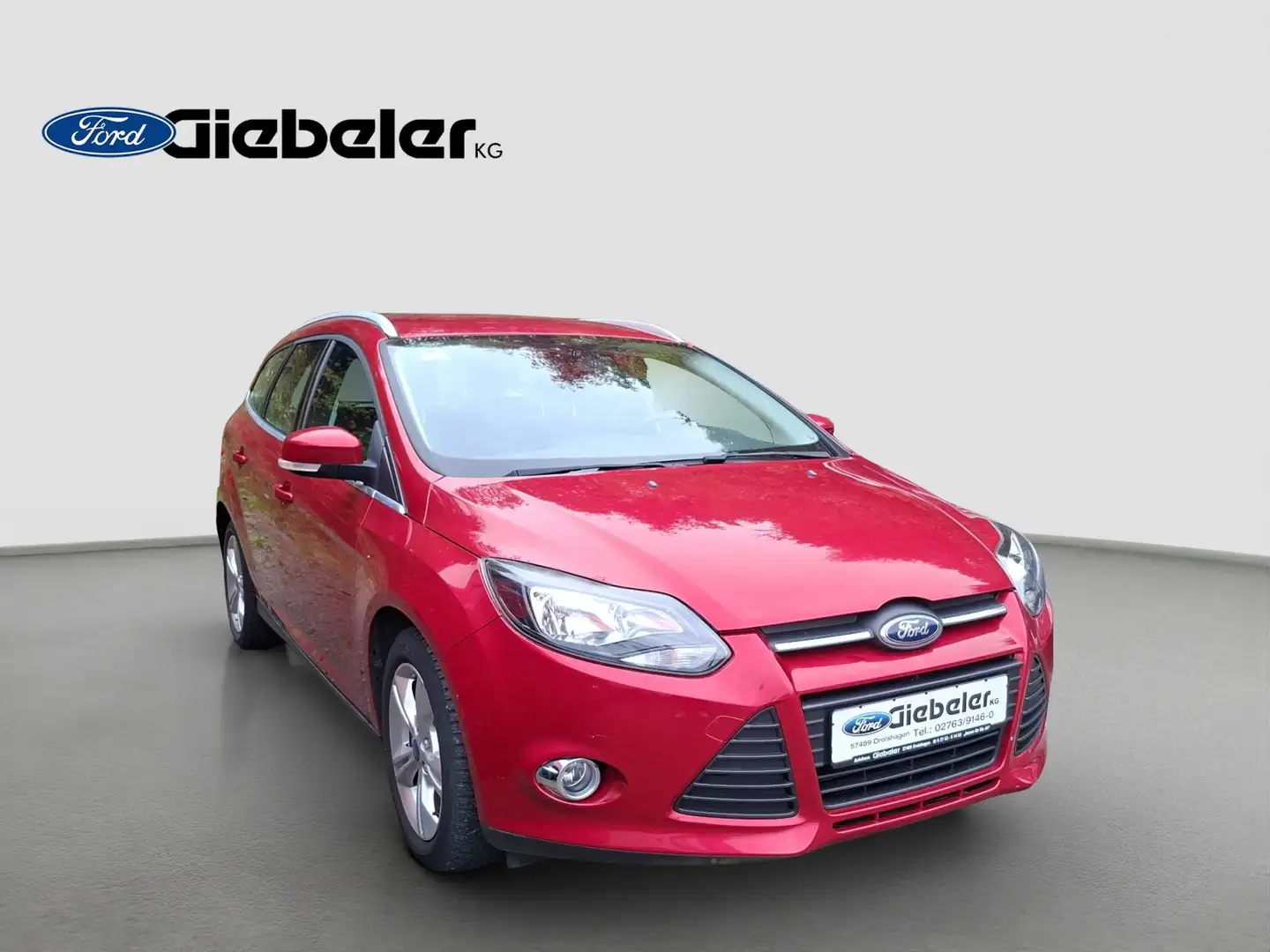 Ford Focus Champions Edition Rouge - 1