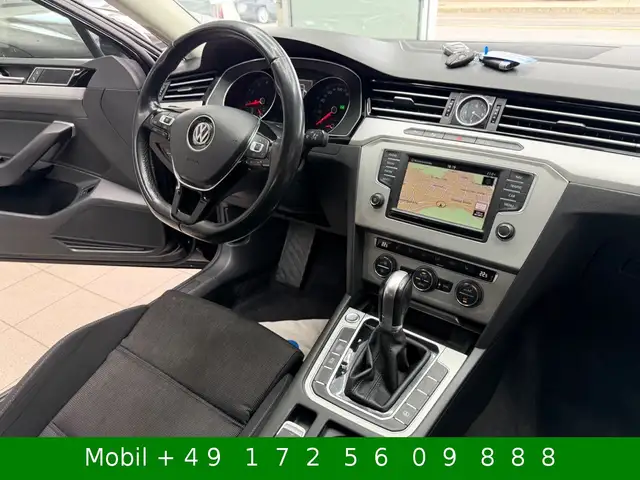 Volkswagen Passat view 15
