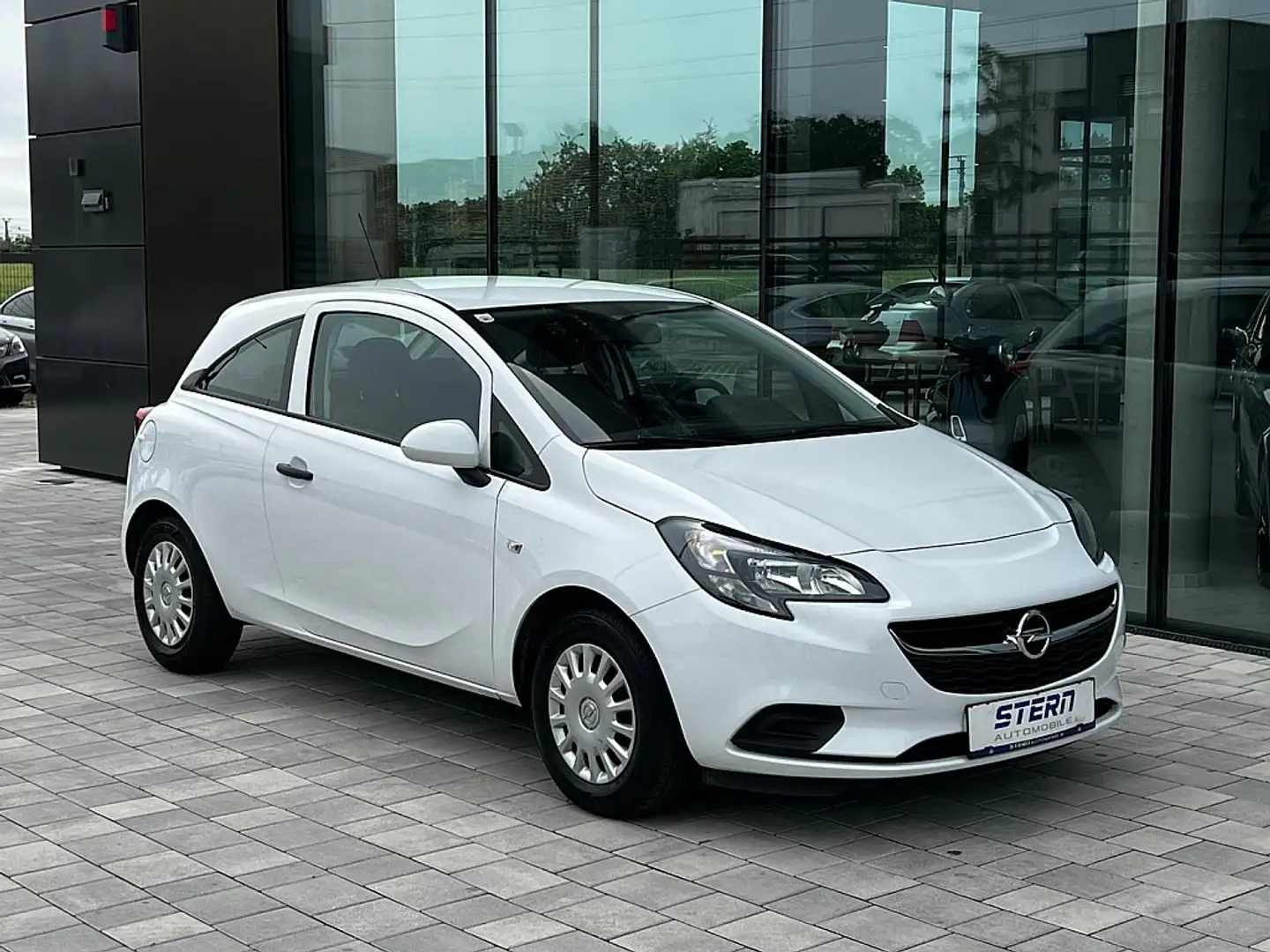 Opel Corsa 1,4 Ecotec Edition Weiß - 1
