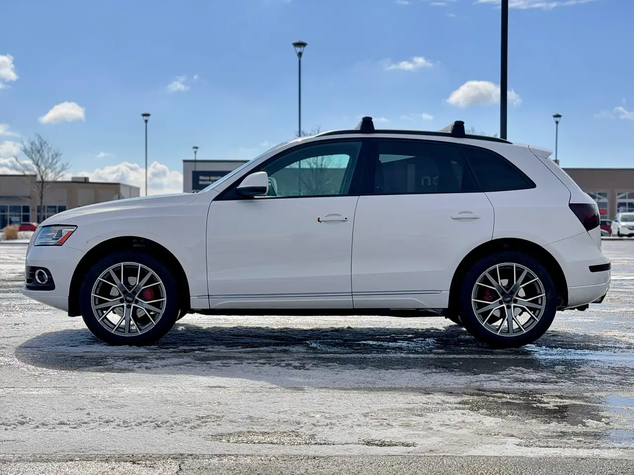 Audi Q5 снимка Audi Q5