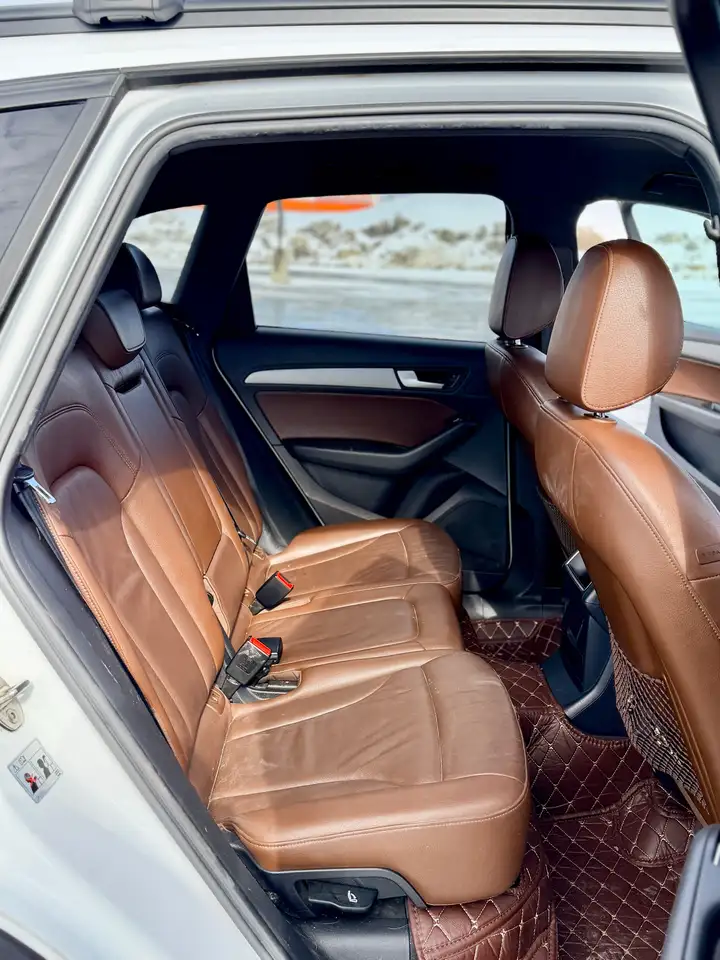 Audi Q5 снимка Audi Q5