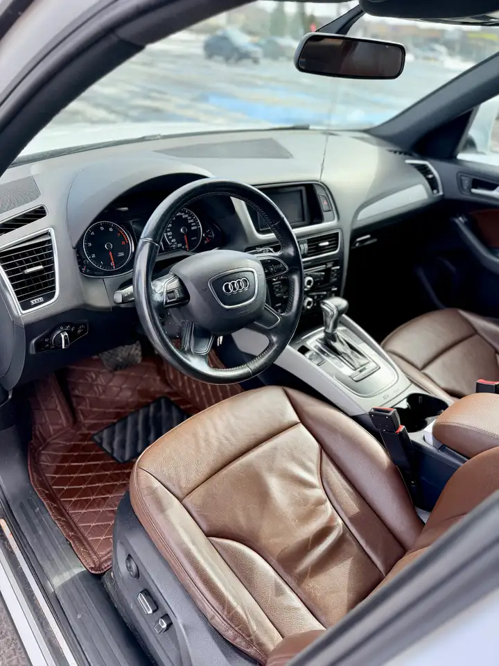 Audi Q5 снимка Audi Q5