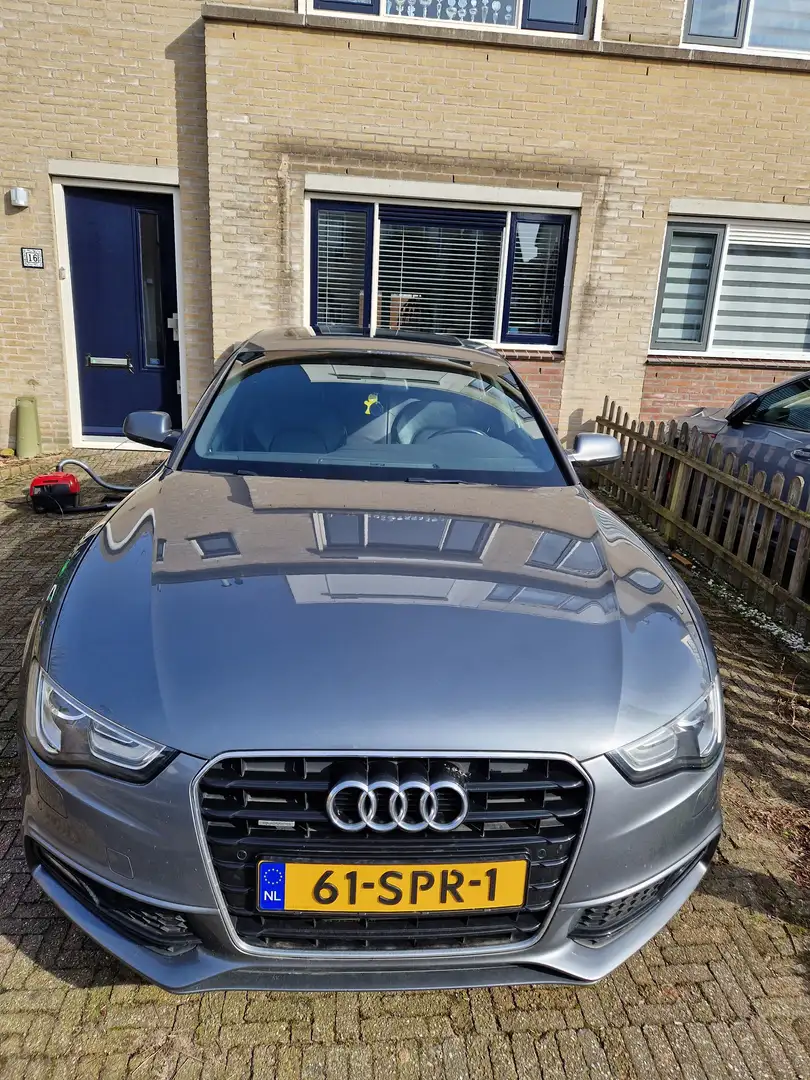 Audi A5 2.0 TFSI Quattro Pro Line 250PK+/- Grijs - 1