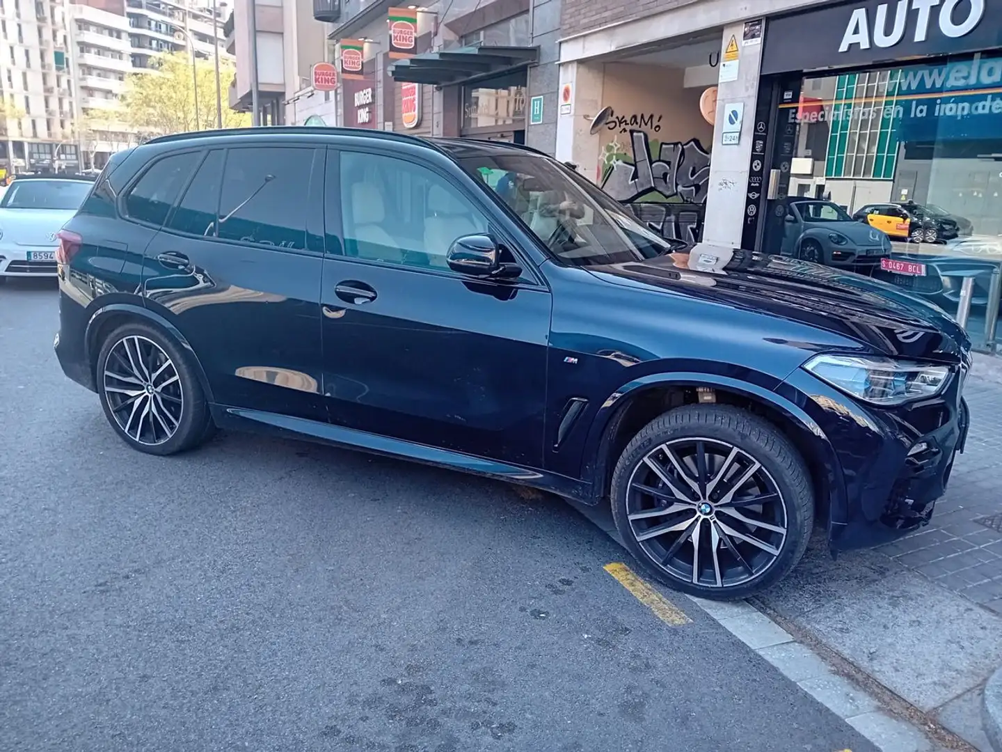 BMW X5 xDrive 40iA Zwart - 2