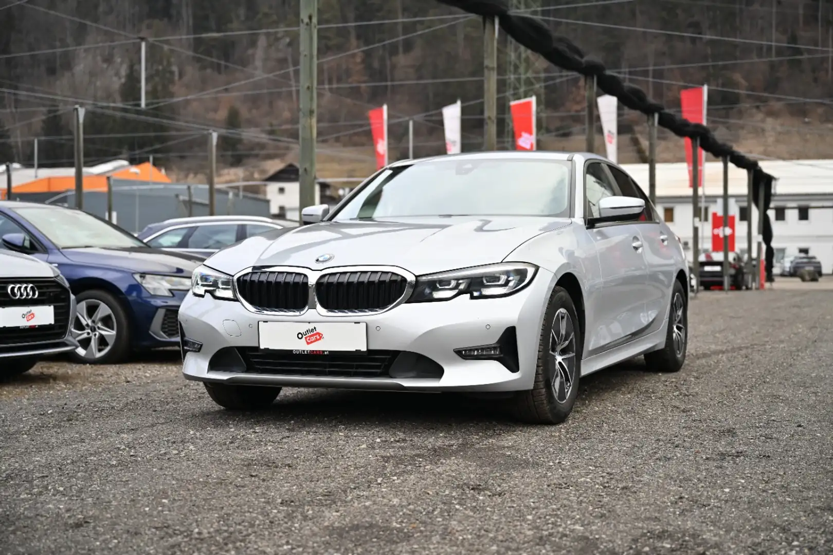 BMW 316 d Advantage Aut. LED+NAVI+DIGITAL-TACHO+TEMP Silber - 2