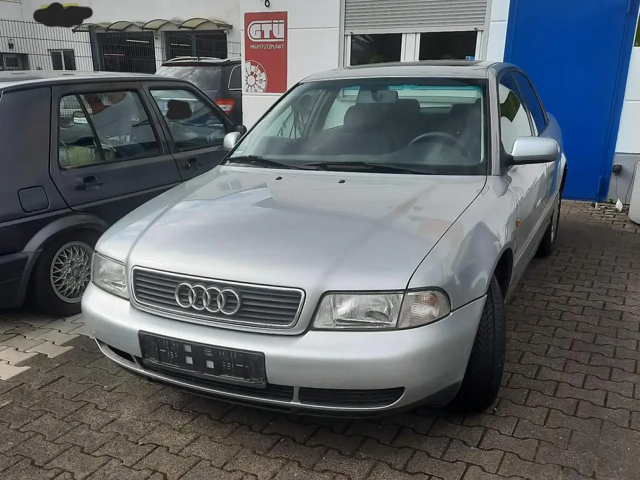 Audi A4 1.6, foto 1