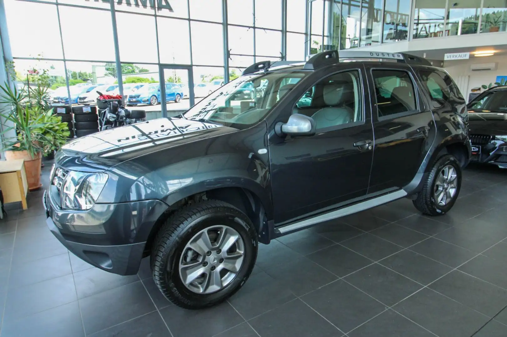 Dacia Duster I Prestige 4x2/EcoMode/Klima/Leder/Alu/ Grau - 1