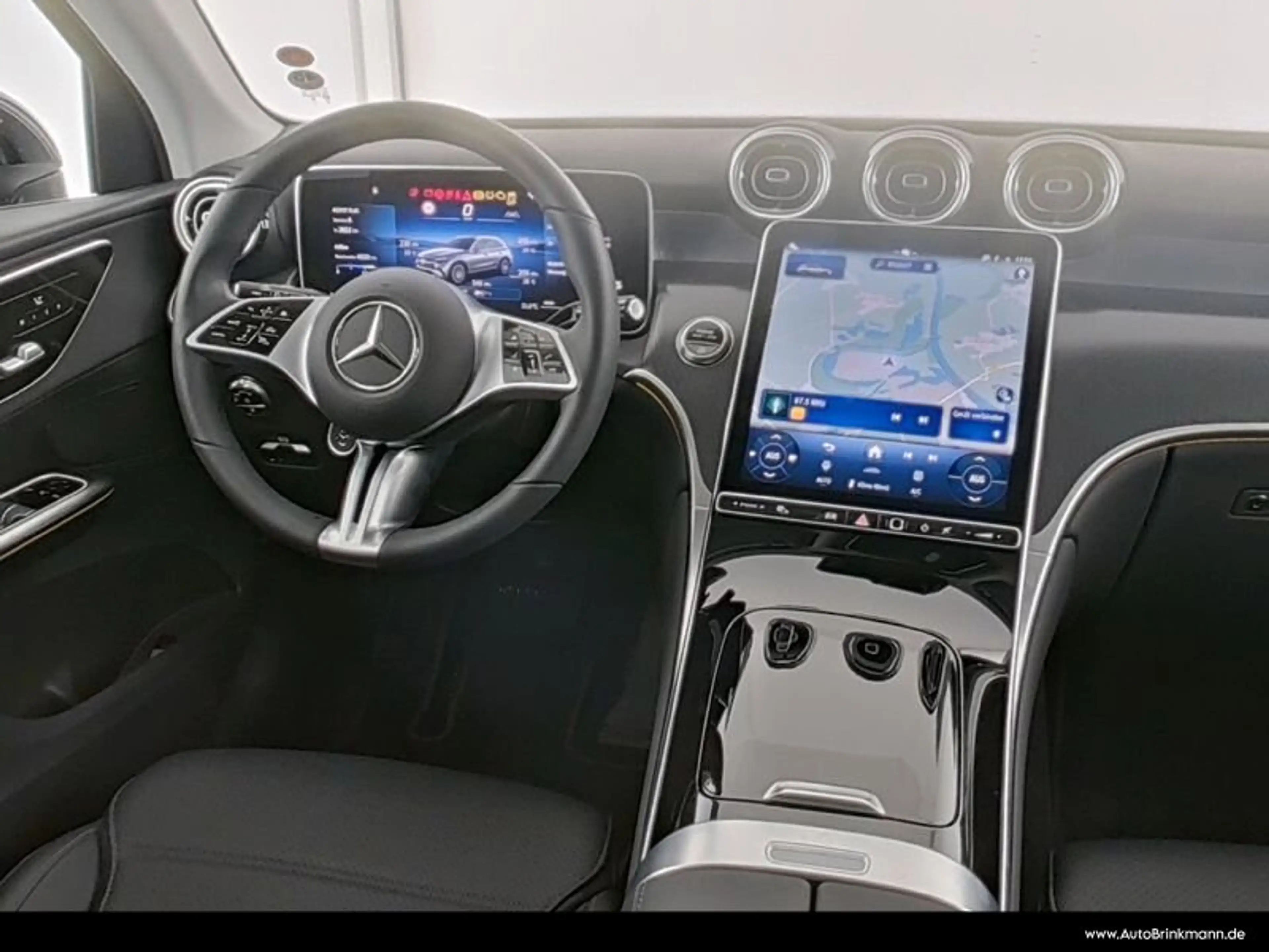 Mercedes-Benz GLC 220 GLC 220 d 4M AHK/DISTRONIC/ARTICO/KAMERA/MEMORY — photo 6