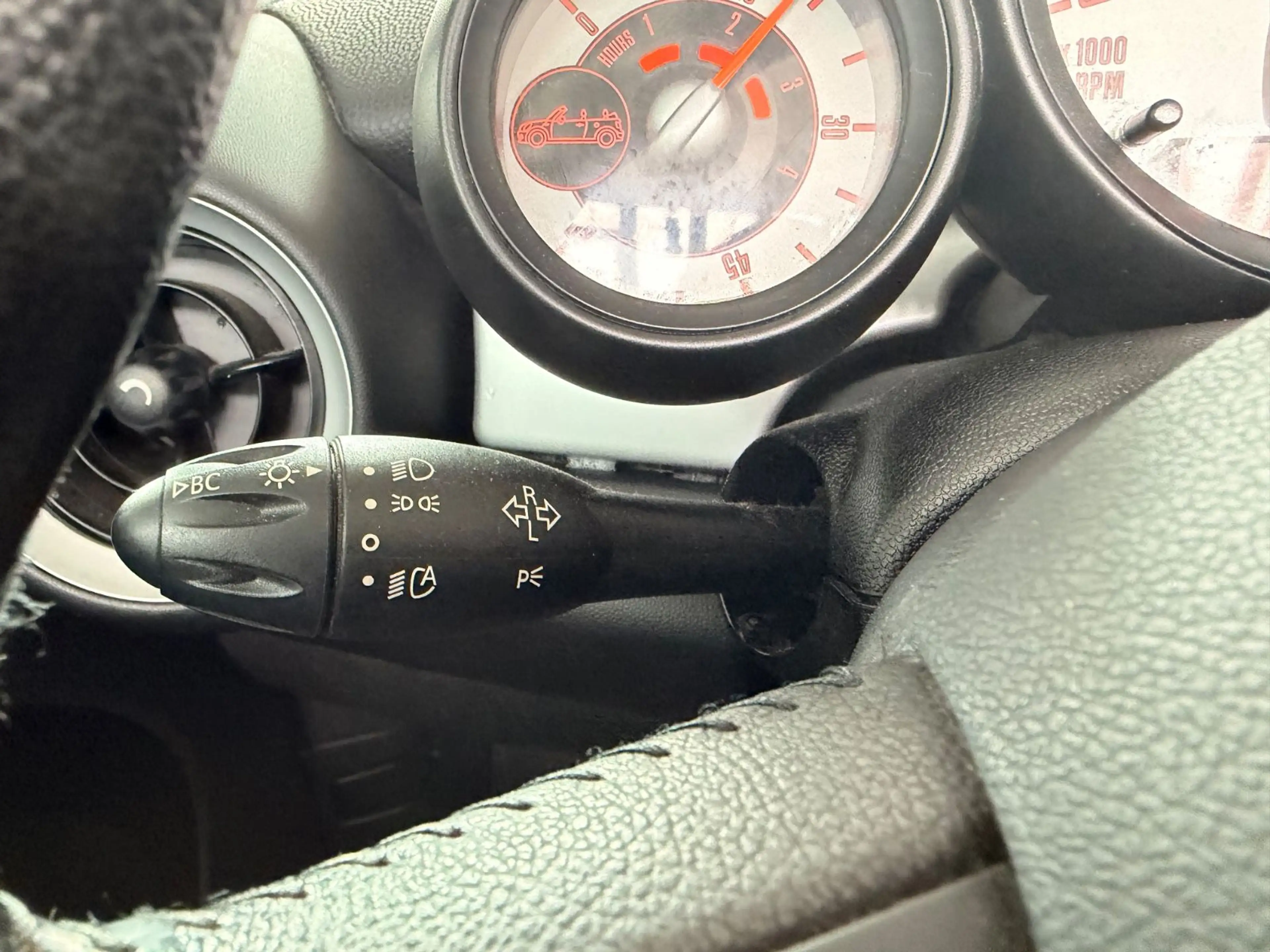 MINI Cooper Cabrio *1 Hand*Checkheftgepflegt*Navi* — photo 14
