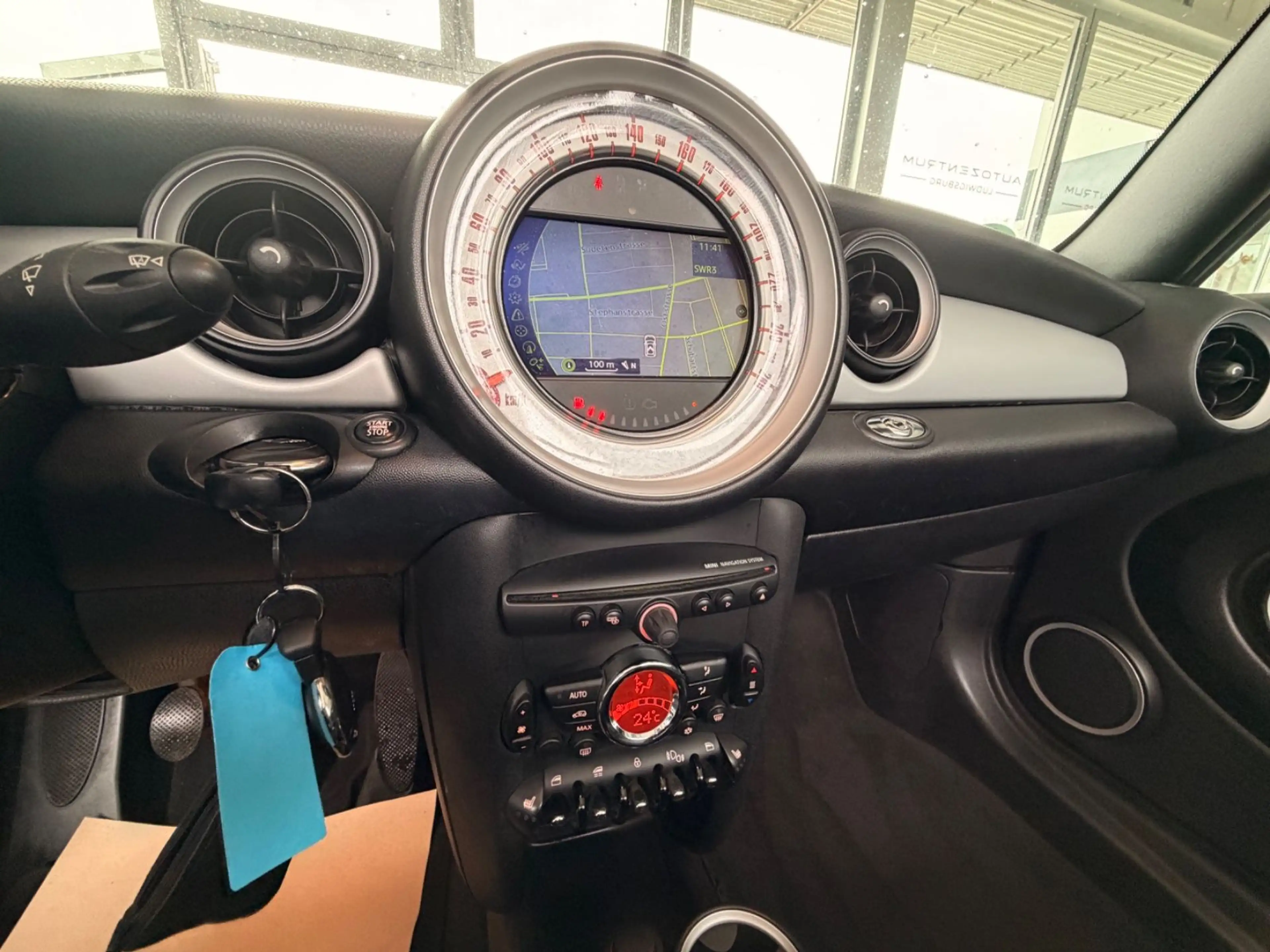 MINI Cooper Cabrio *1 Hand*Checkheftgepflegt*Navi* — photo 11