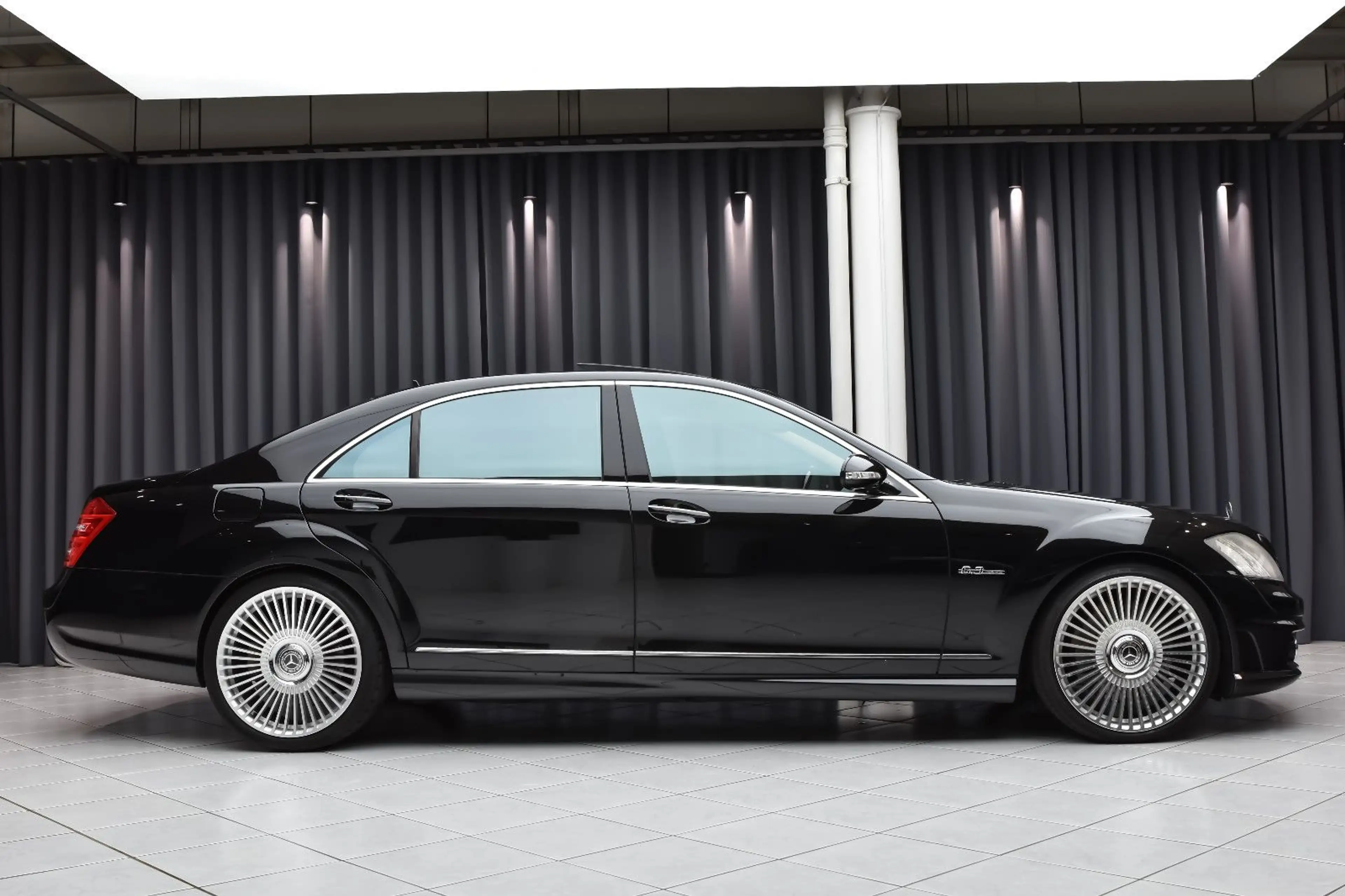 Mercedes-Benz S 63 AMG L *Deutsch* FOND TV* Kühlschrank* — photo 15