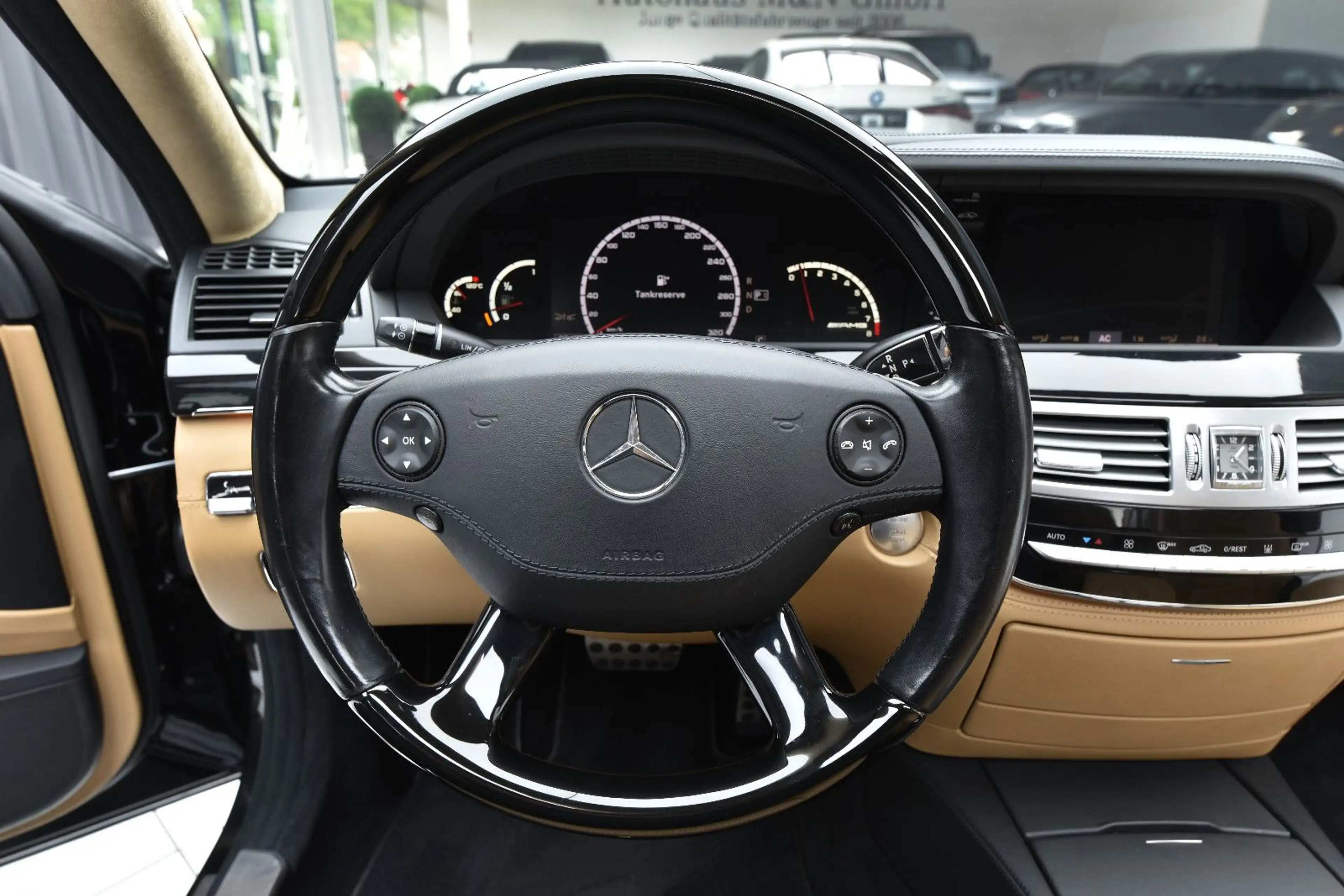 Mercedes-Benz S 63 AMG L *Deutsch* FOND TV* Kühlschrank* — photo 10