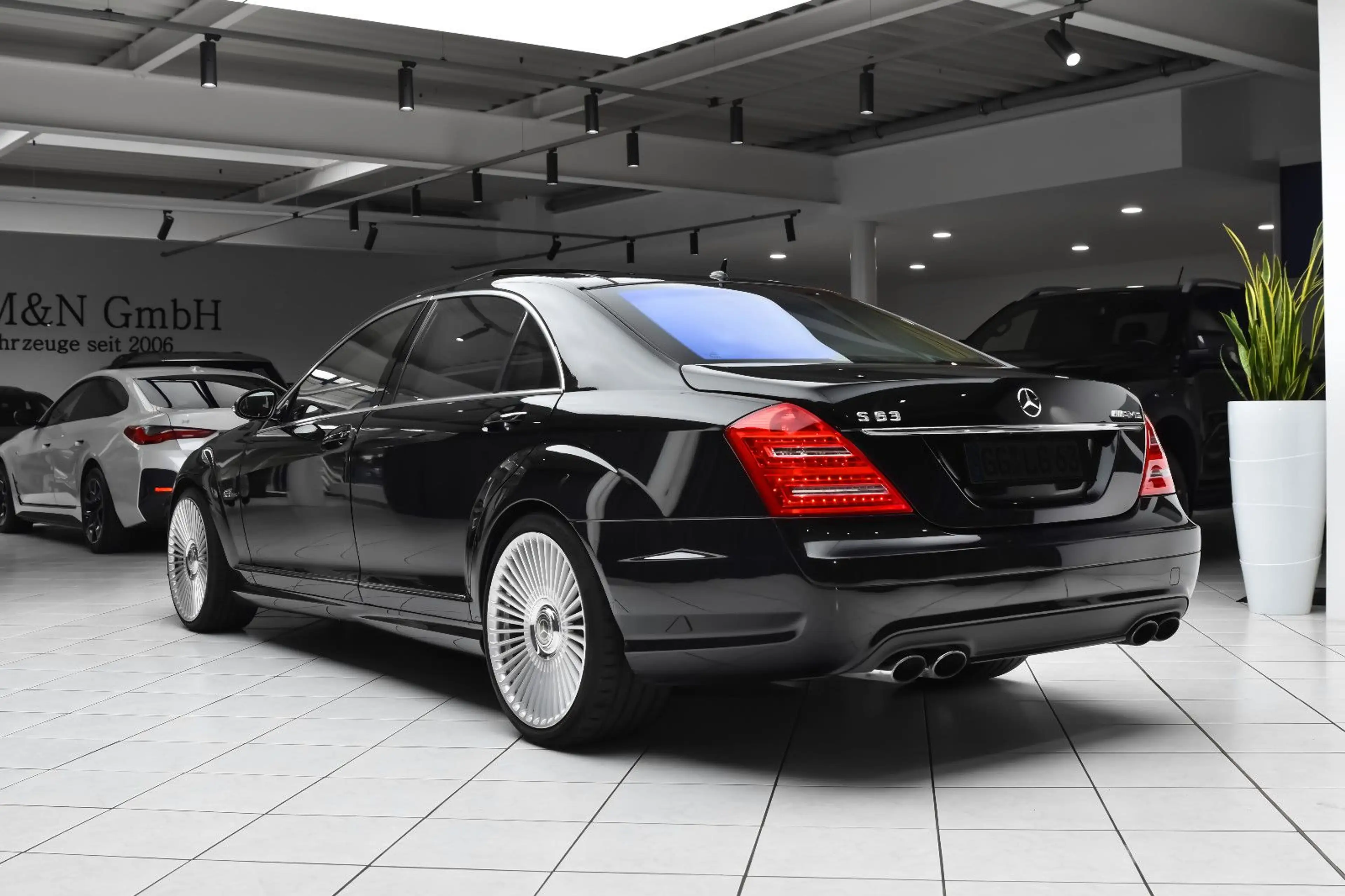 Mercedes-Benz S 63 AMG L *Deutsch* FOND TV* Kühlschrank* — photo 13