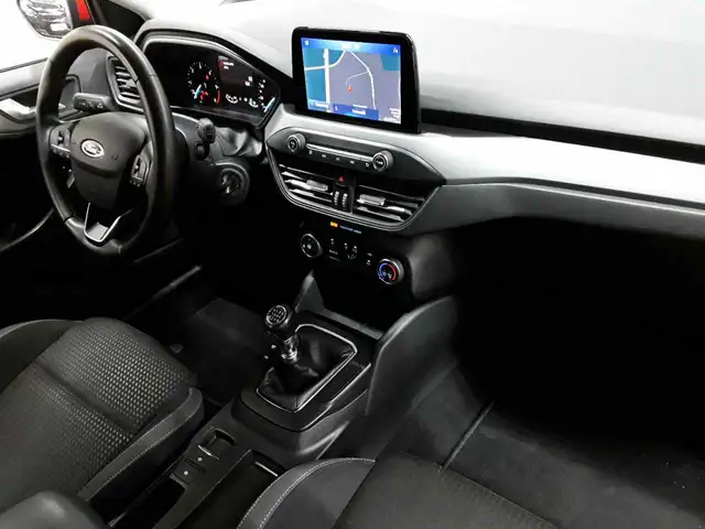 Ford Focus view 9