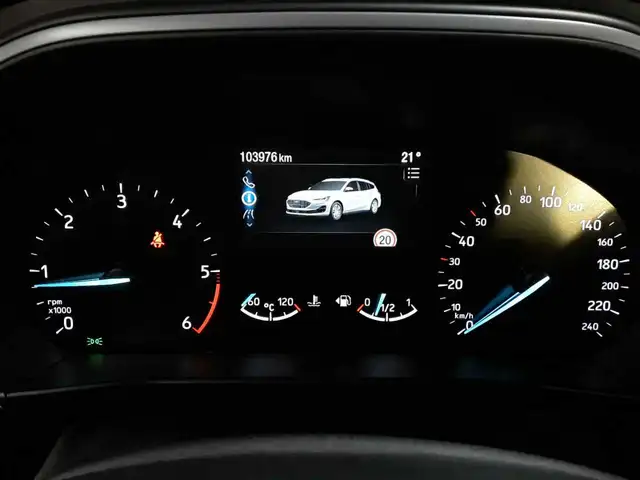 Ford Focus view 11