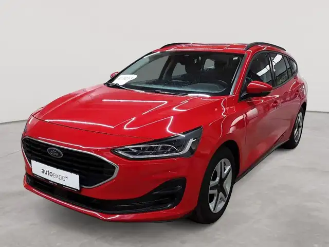 Ford Focus view 2