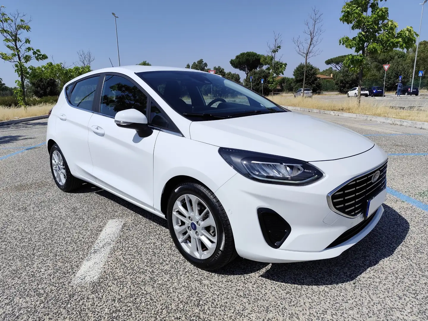 Ford Fiesta Fiesta 5p 1.1 Titanium 75cv Blanc - 2