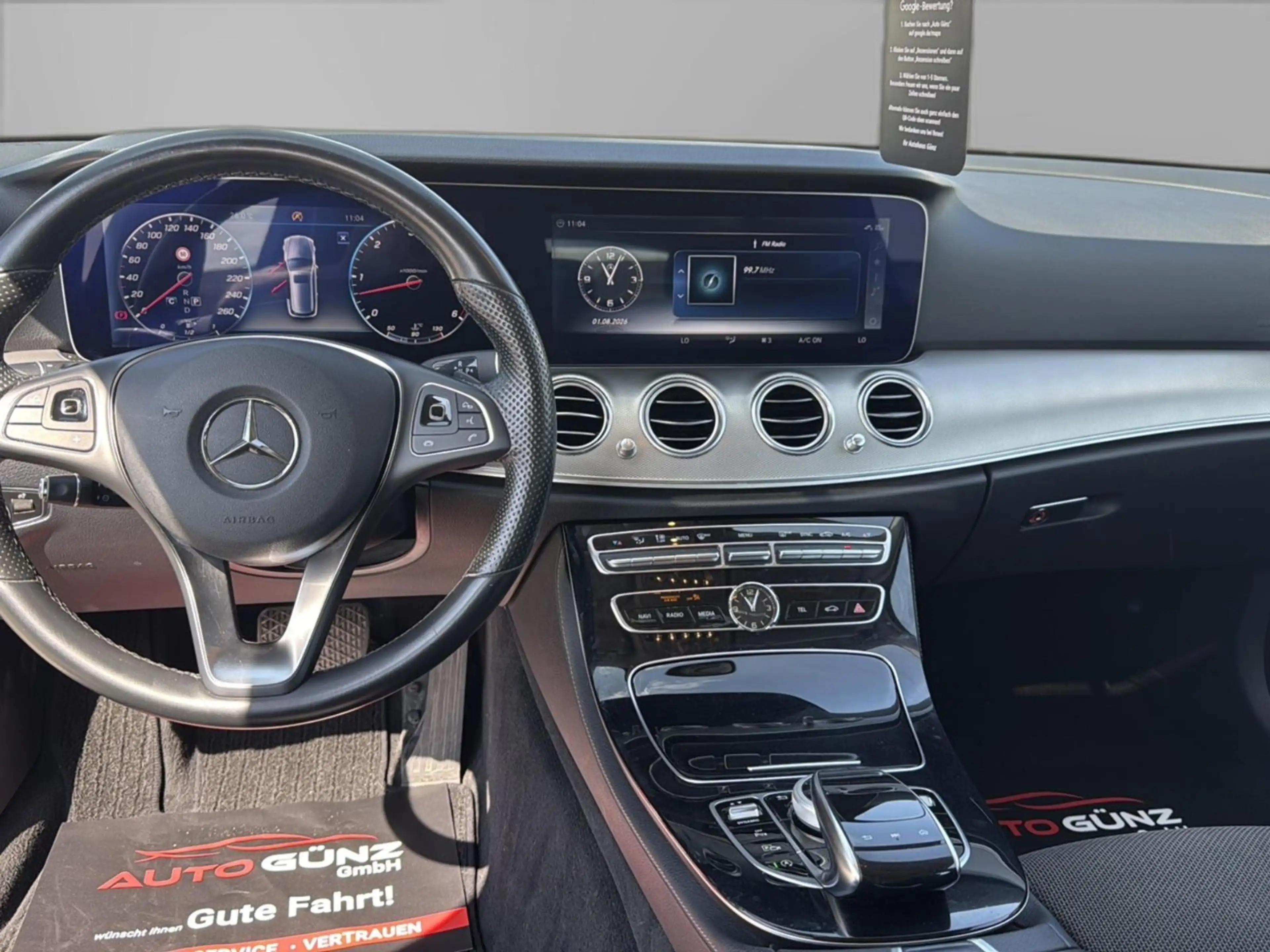 Mercedes-Benz E 350 d T-Modell 4Matic Avantgarde — photo 11