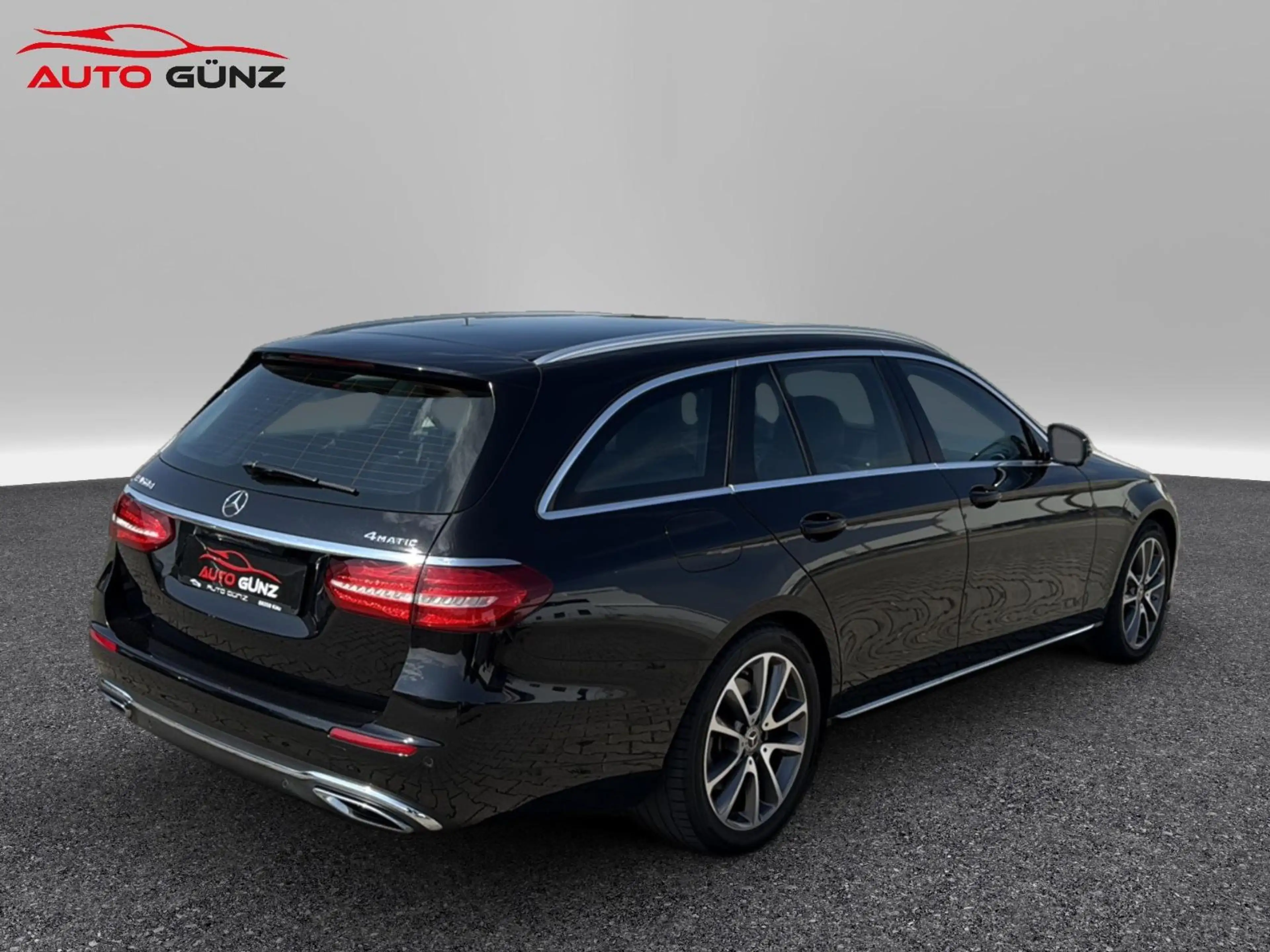 Mercedes-Benz E 350 d T-Modell 4Matic Avantgarde — photo 6