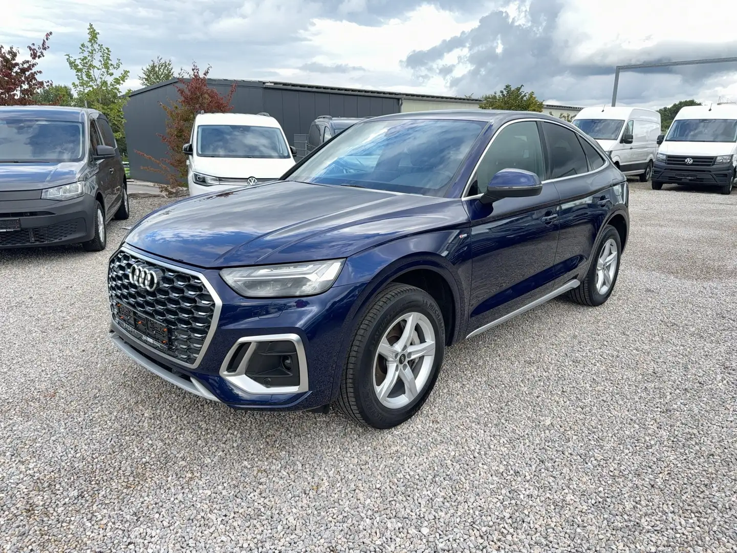 Audi Q5 S line TFSi e quattro Matrix+AHK+LED+Navi+PDC Blau - 2