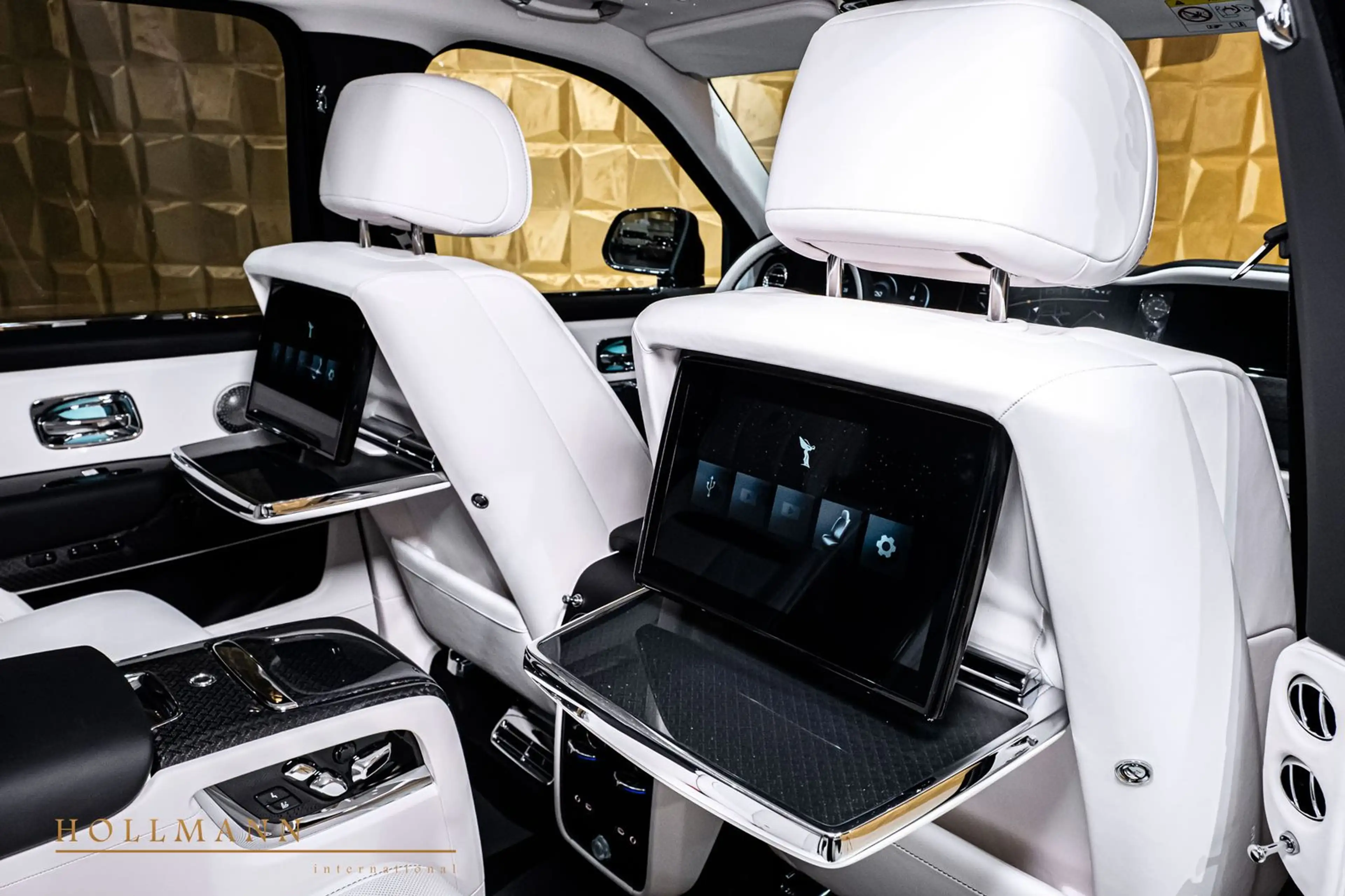 Rolls-Royce Cullinan SERIES II +BLACK BADGE+MANSORY+ — photo 13