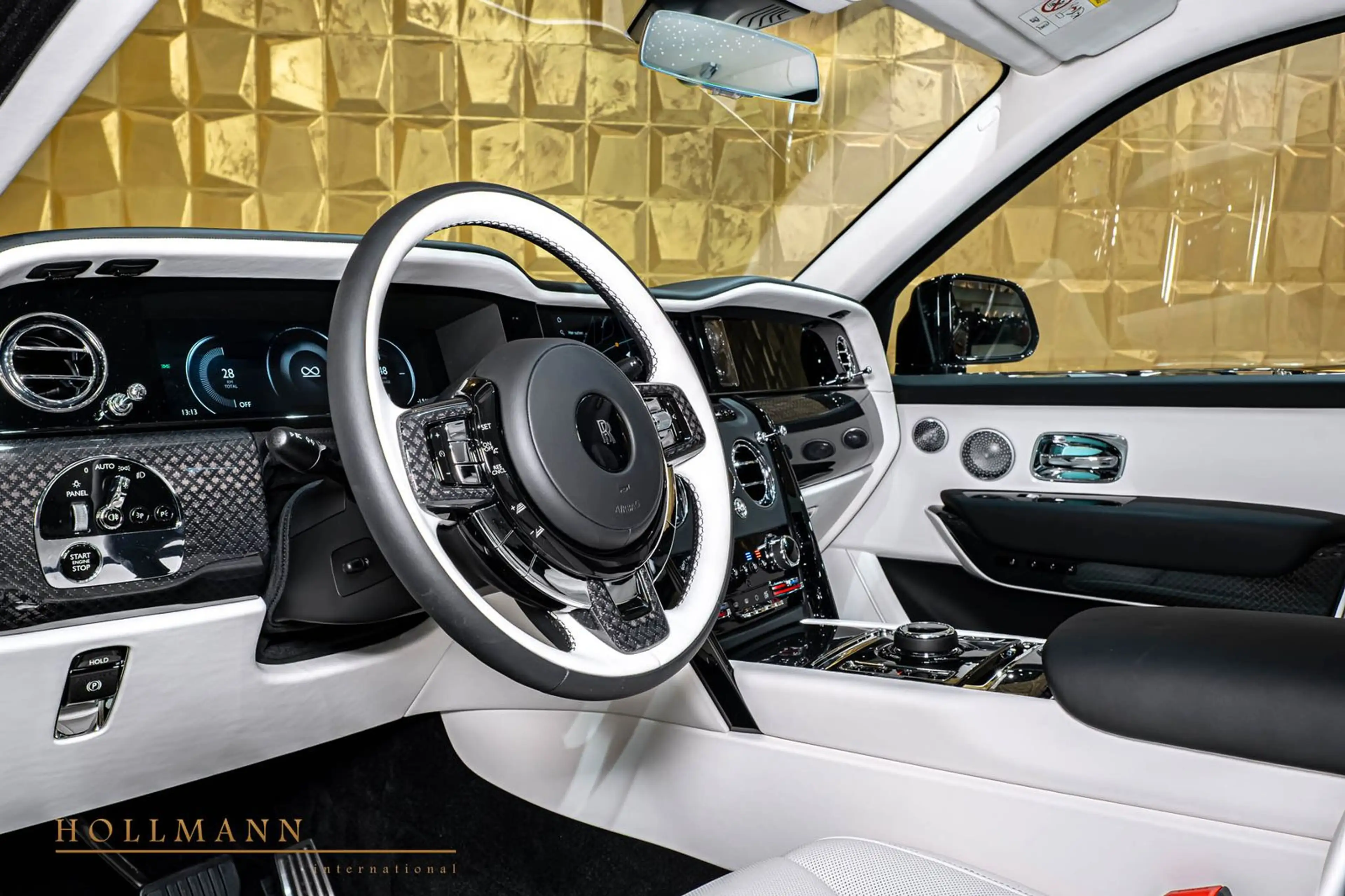 Rolls-Royce Cullinan SERIES II +BLACK BADGE+MANSORY+ — photo 8