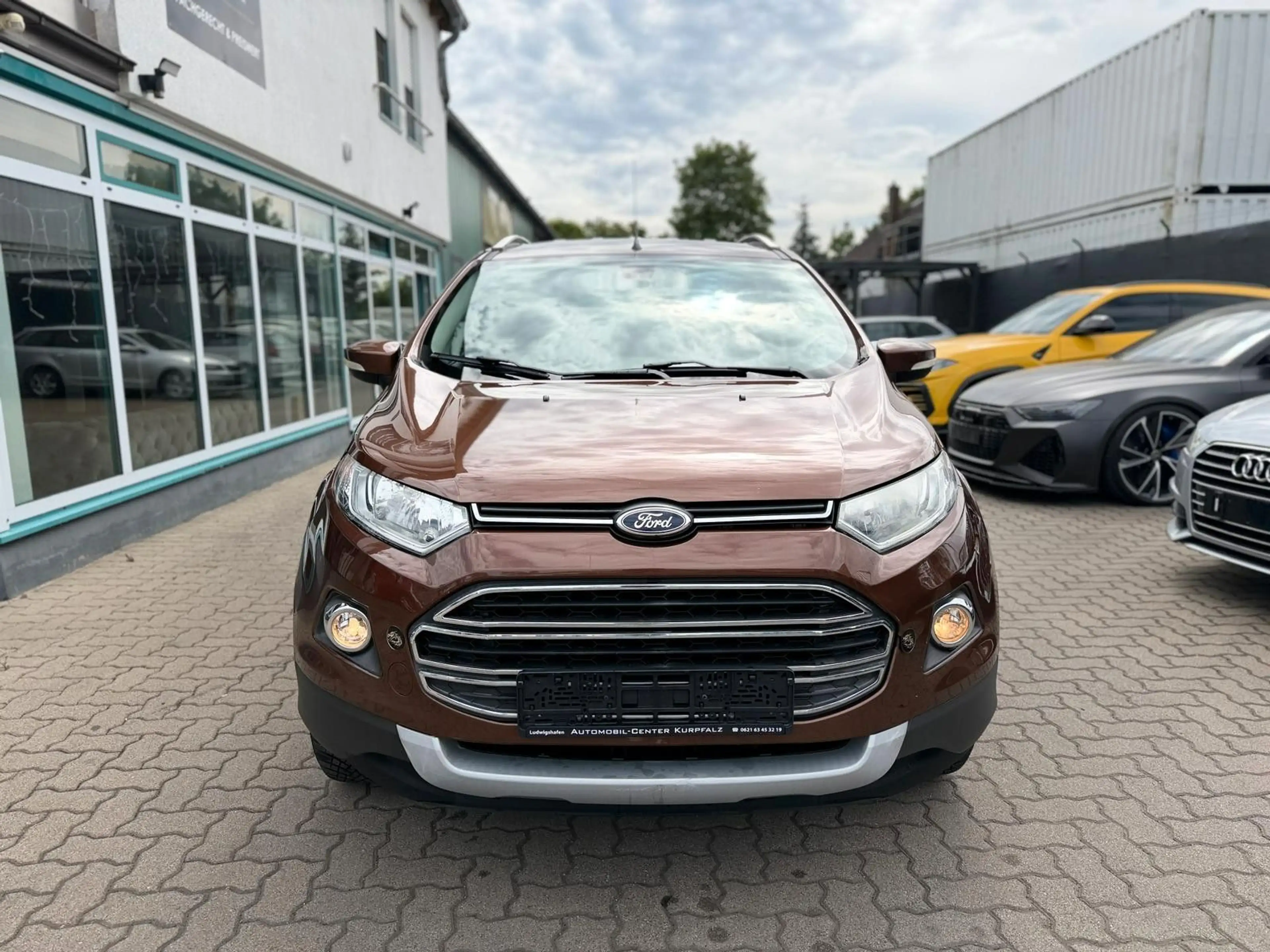 Ford EcoSport Titanium*SHZG*PDC*ISOFIX*AUTOMATIK* — photo 2