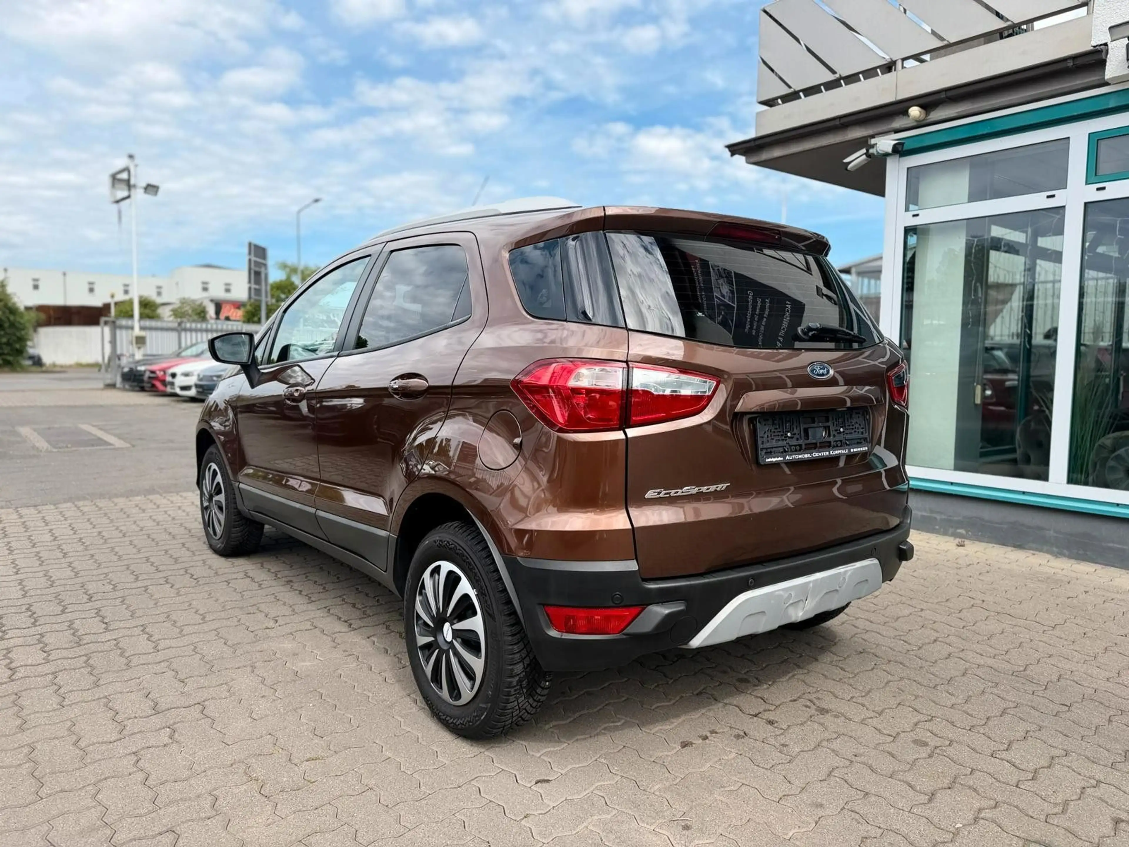 Ford EcoSport Titanium*SHZG*PDC*ISOFIX*AUTOMATIK* — photo 4