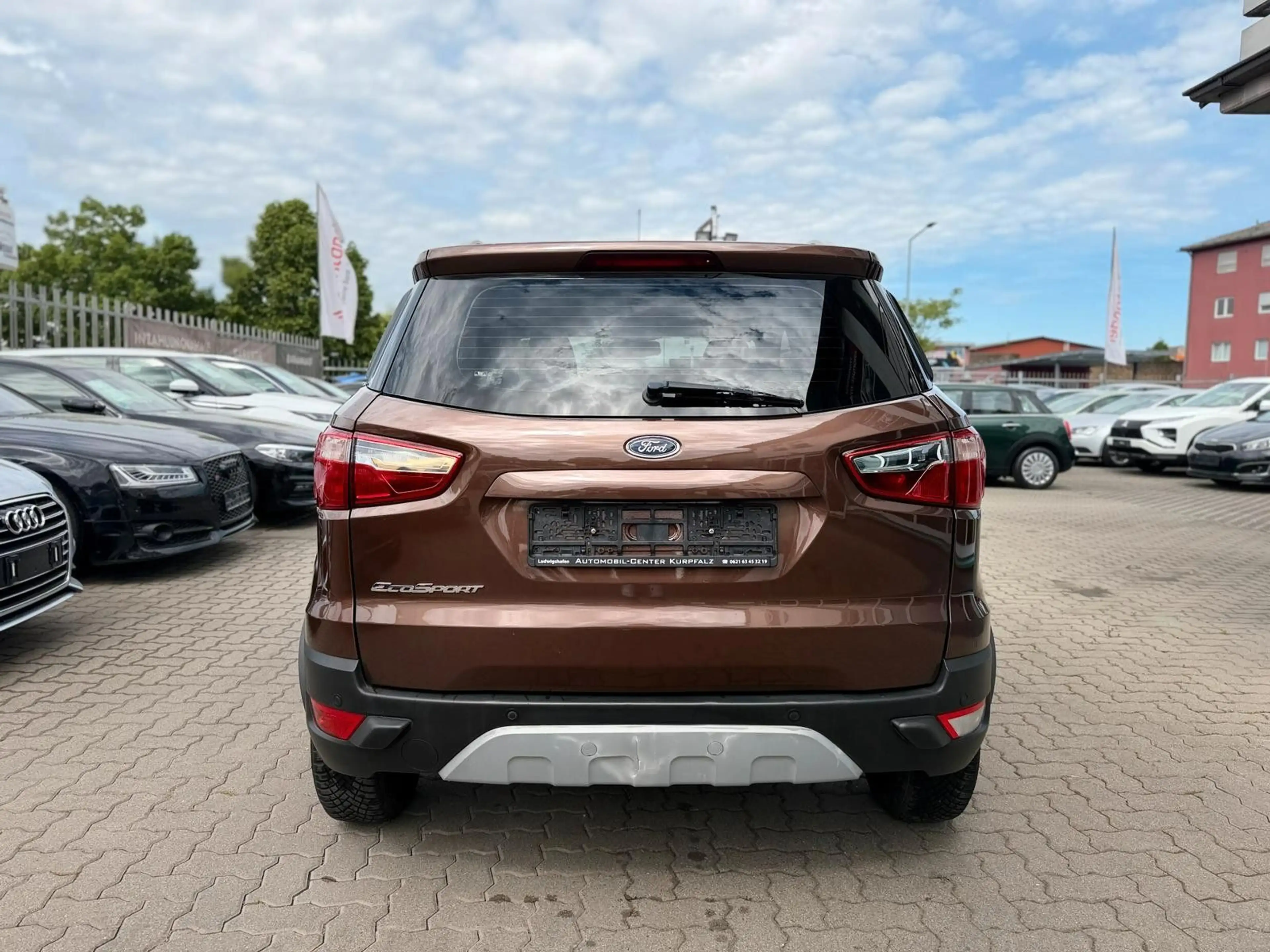 Ford EcoSport Titanium*SHZG*PDC*ISOFIX*AUTOMATIK* — photo 5
