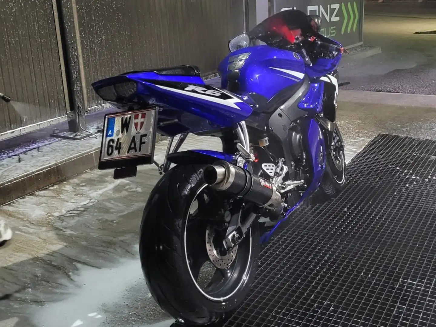 Yamaha YZF-R6 RJ05 Blau - 1