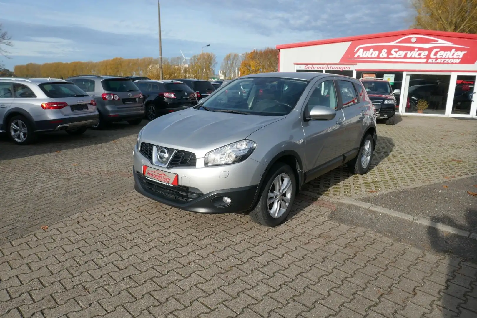 Nissan Qashqai 2.0 Acenta CVT-M6 Automatik 1.HAND Silber - 1