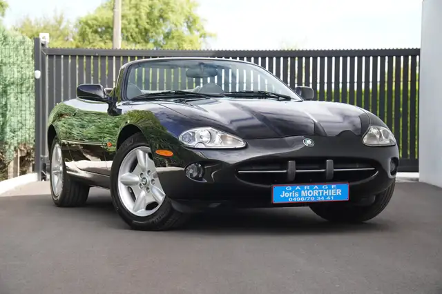 Jaguar XK8 4.0i V8 / CABRIOLET / FULL SERVICE HISTORY