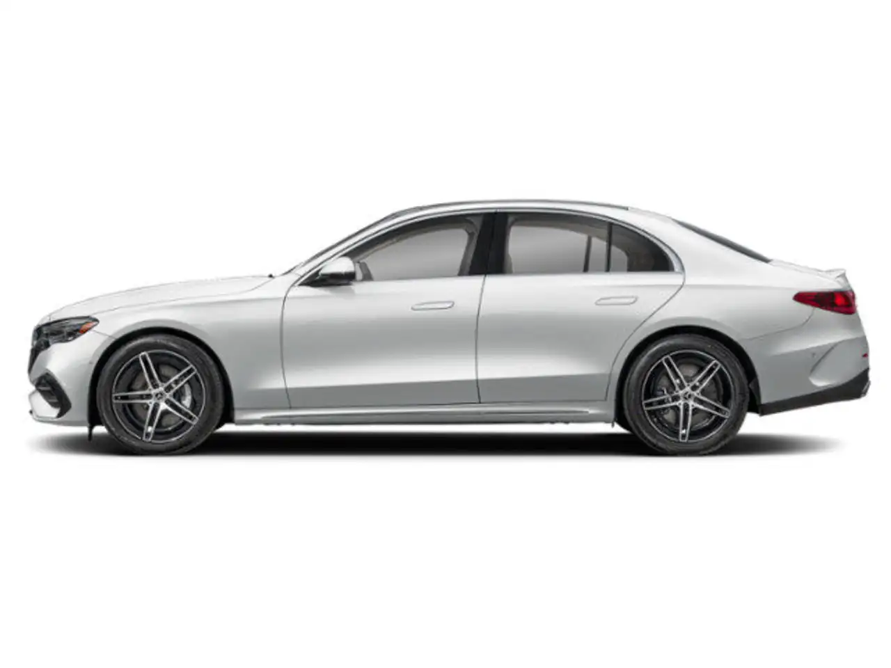 Mercedes-Benz E-Class снимка Mercedes-Benz E-Class
