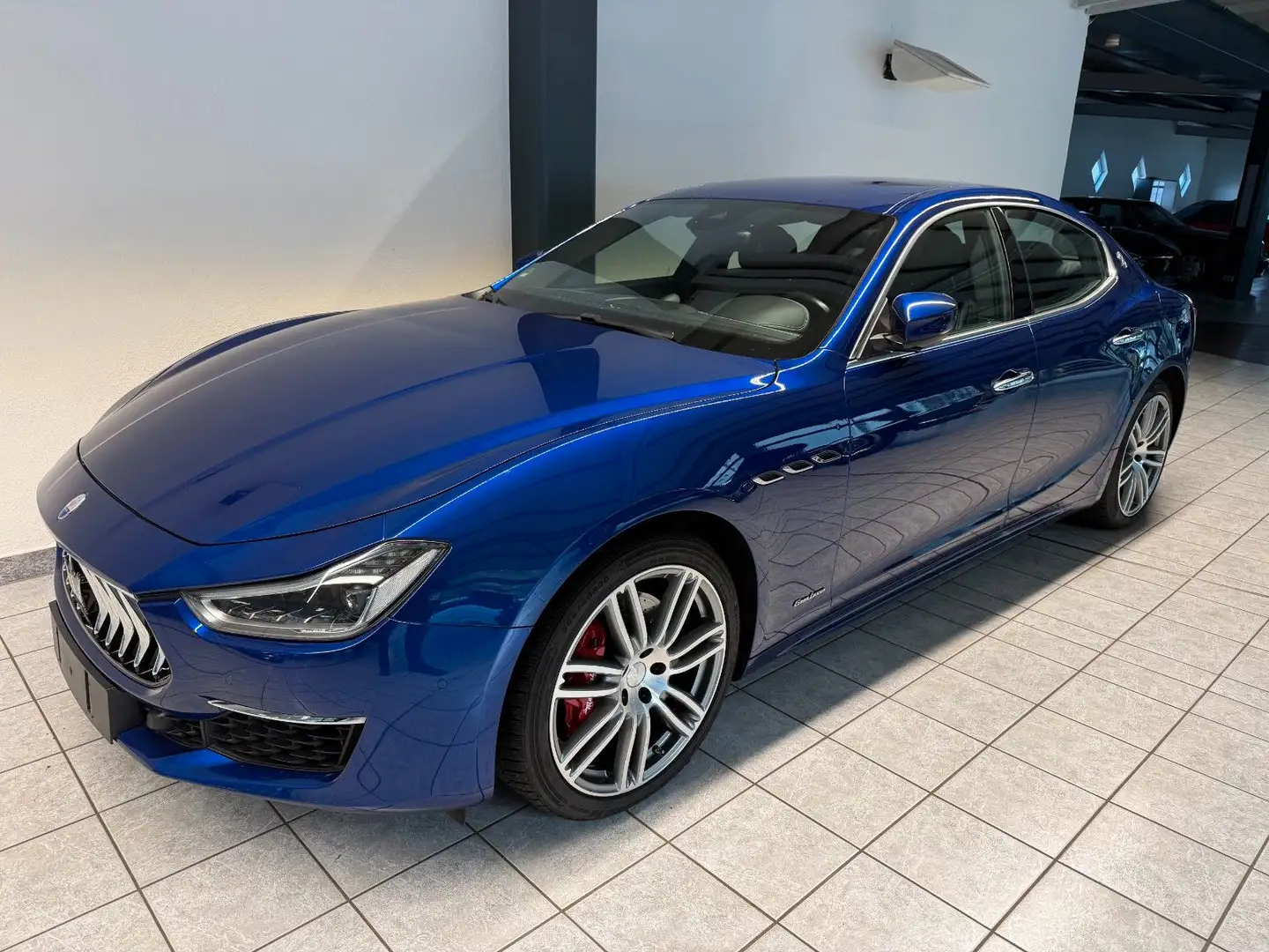 Maserati Ghibli GranLusso 360° Keyless Soft-Close Matrix Blau - 1