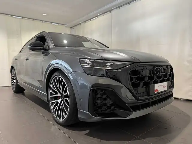Audi SQ8 SQ8 SUV TFSI quattro tiptronic sport attitude