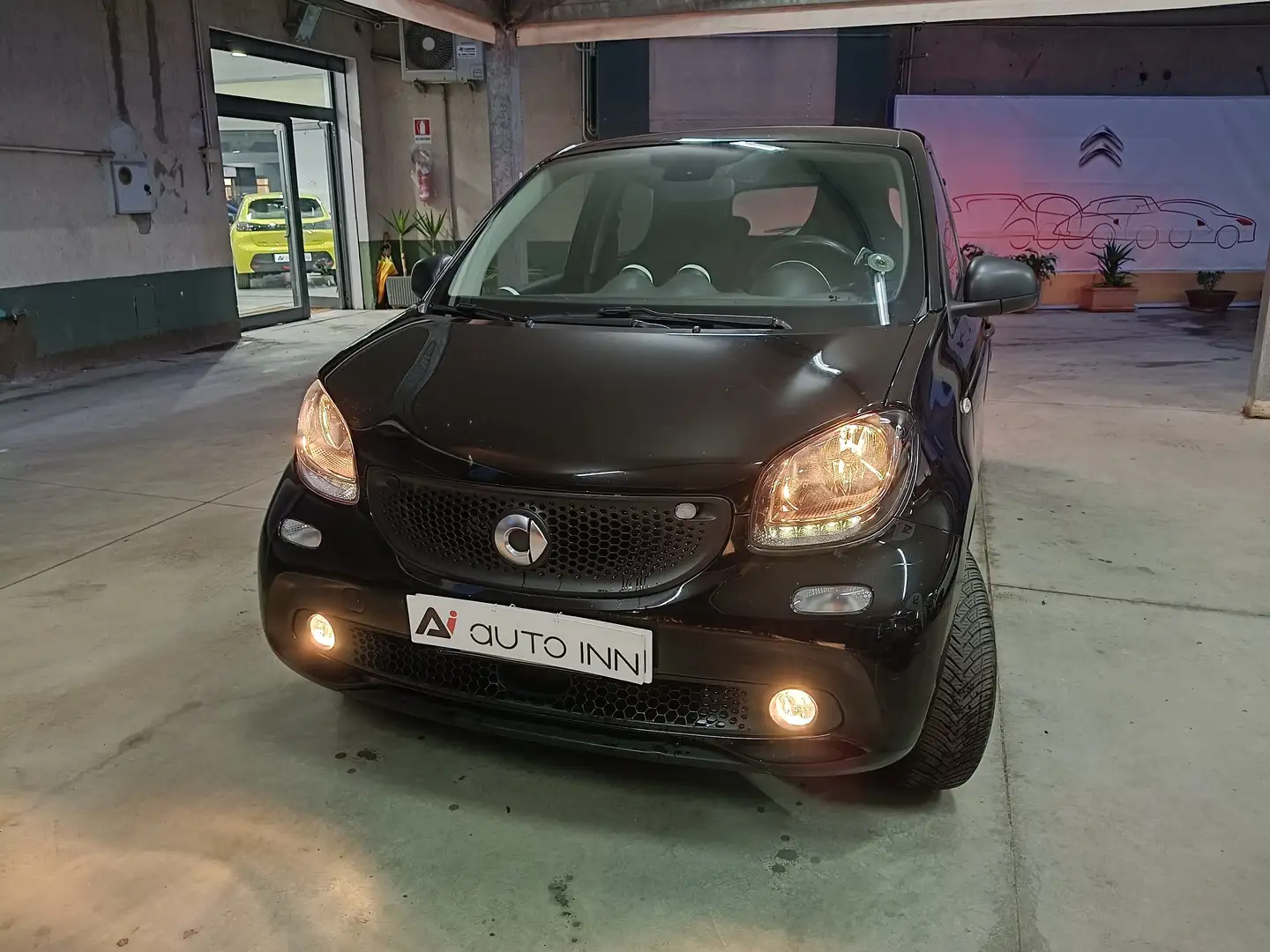 smart forFour Forfour II 2015 1.0 Youngster 71cv twinamic Nero - 1