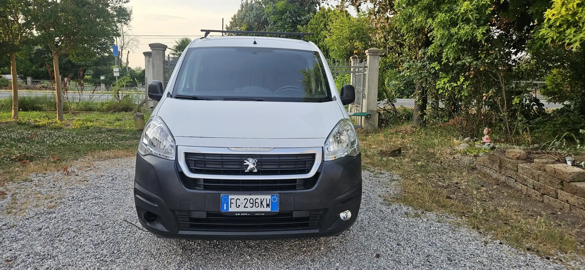 Peugeot Partner Tepee 1.6 hdi Outdoor c/esp 92cv - 1