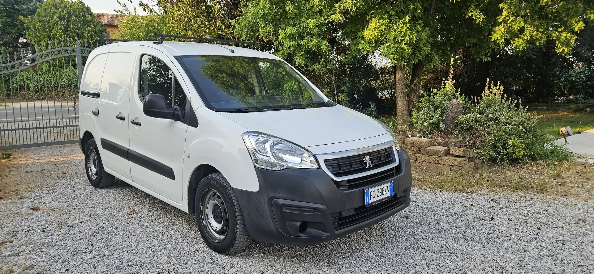 Peugeot Partner Tepee 1.6 hdi Outdoor c/esp 92cv - 2