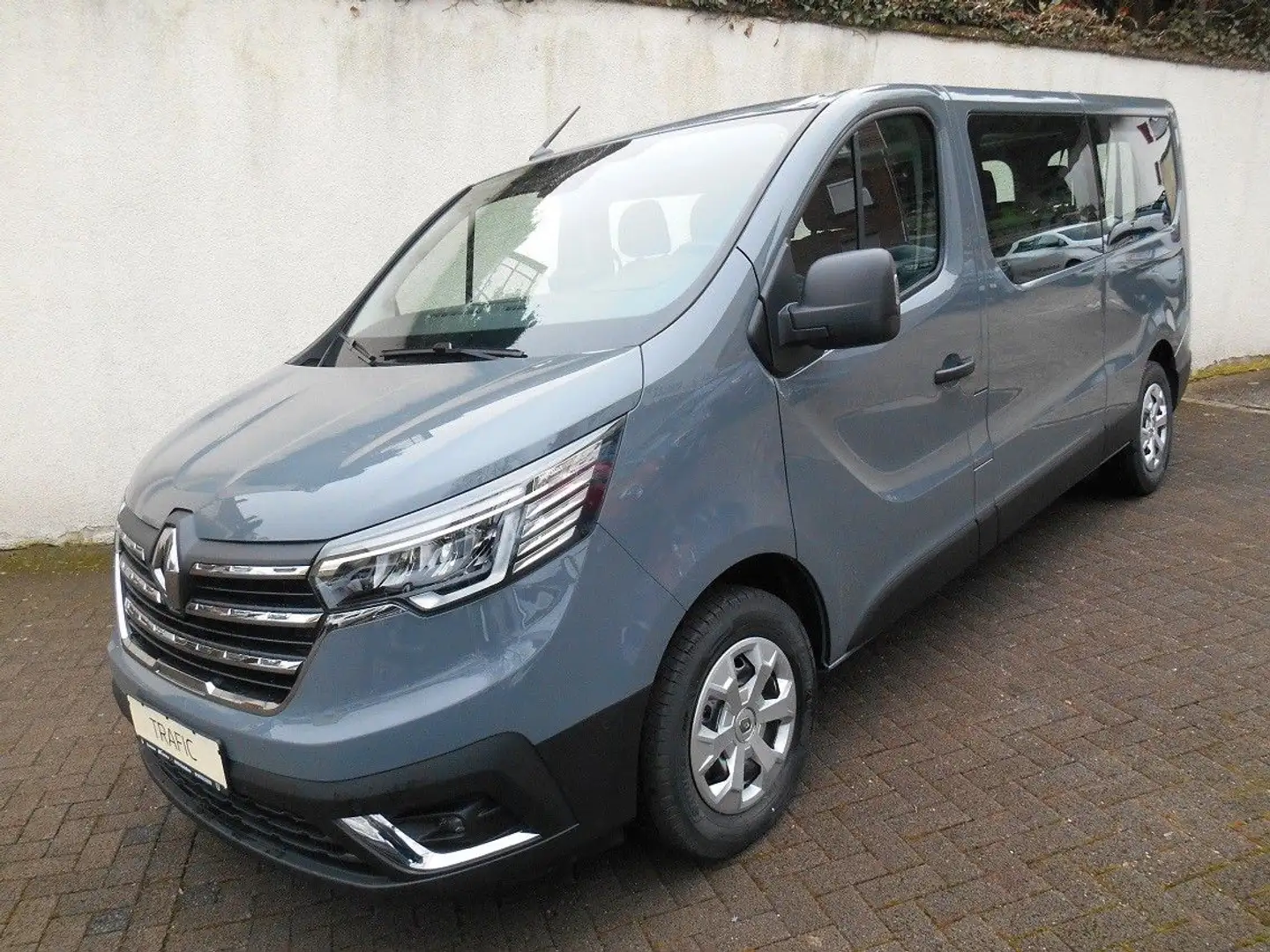 Renault Trafic Combi GRAND LIFE BLUE DCI 150  -9 SITZE- Gris - 1