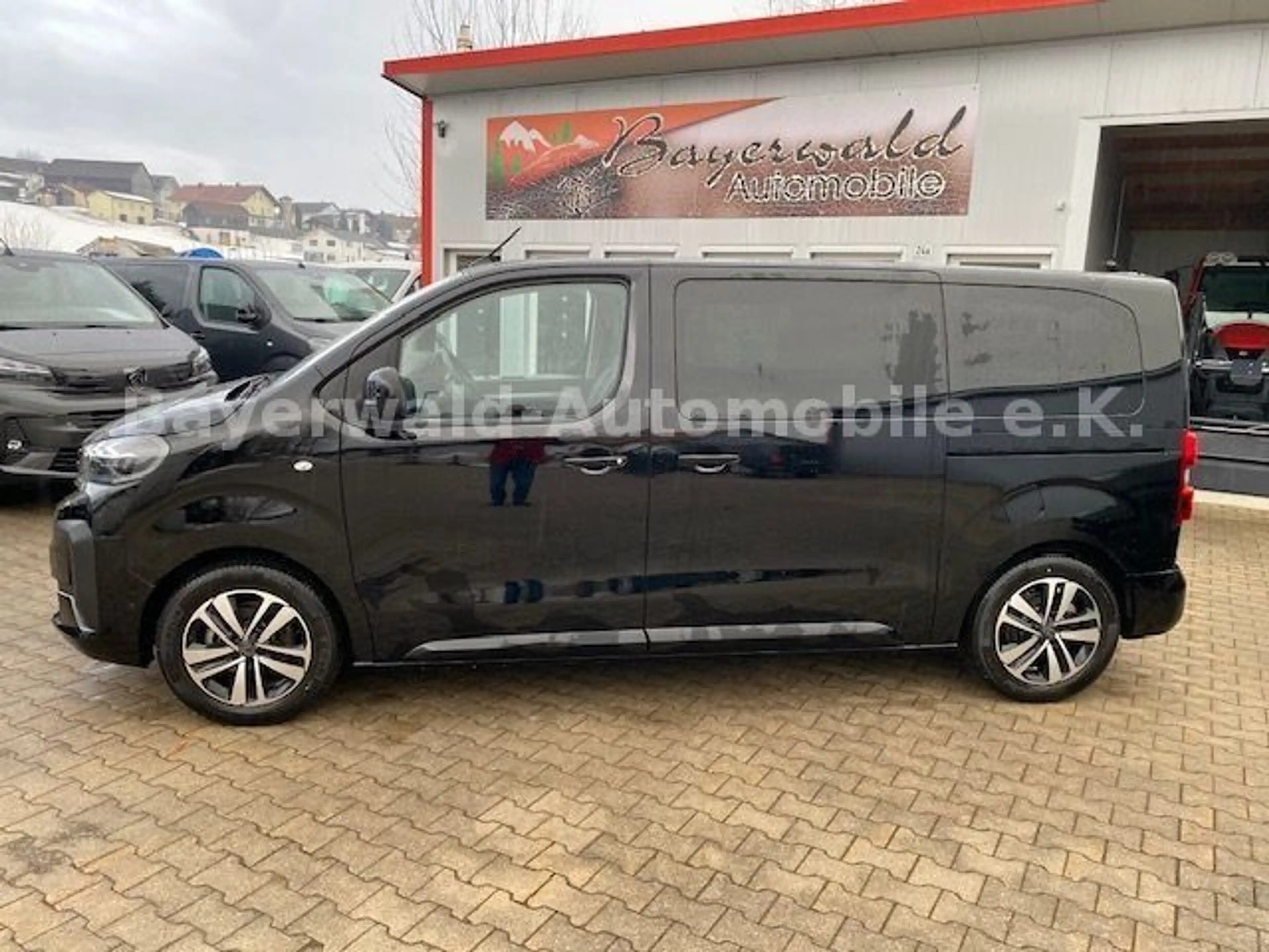 Citroen Spacetourer Spacetourer M 6 + 7 Sitzer 11 Stück — photo 5
