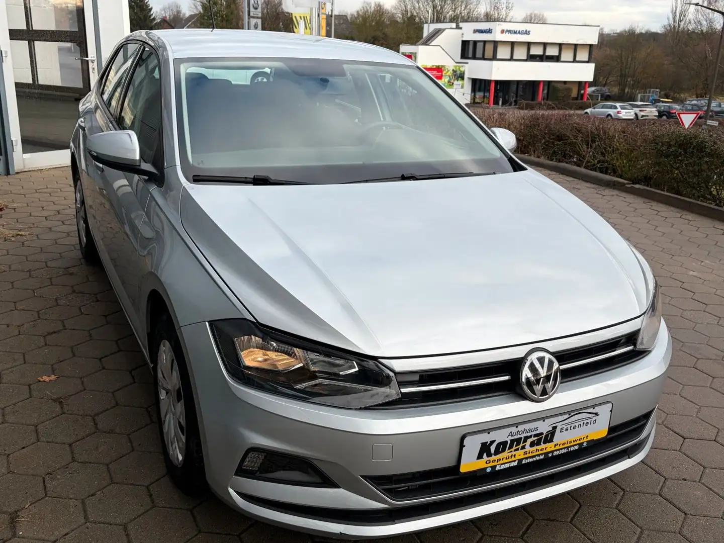 Volkswagen Polo VI Comfortline 5-Türig Silber - 1