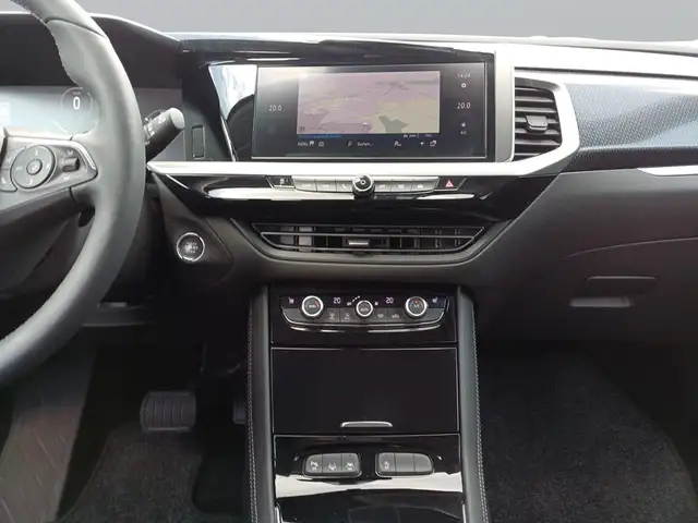 Opel Grandland view 12