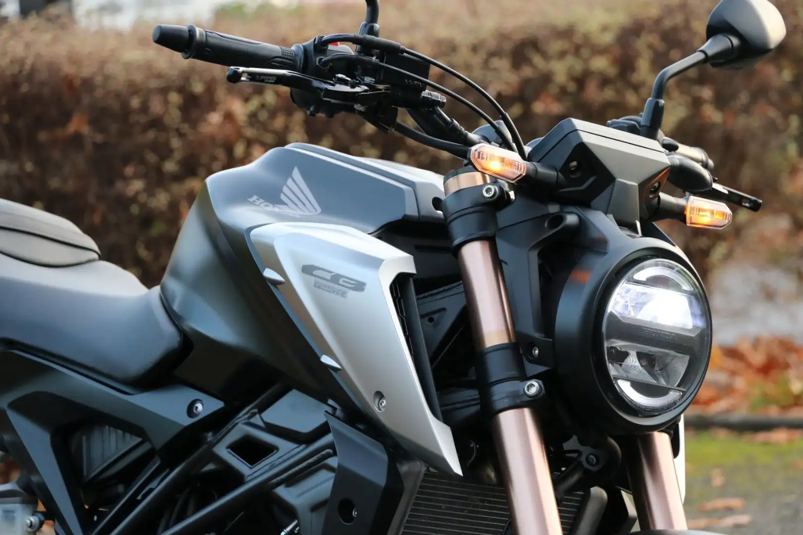 Honda CB 125 R *24 MONATE GARANTIE* *Tieferlegung* Noir - 2