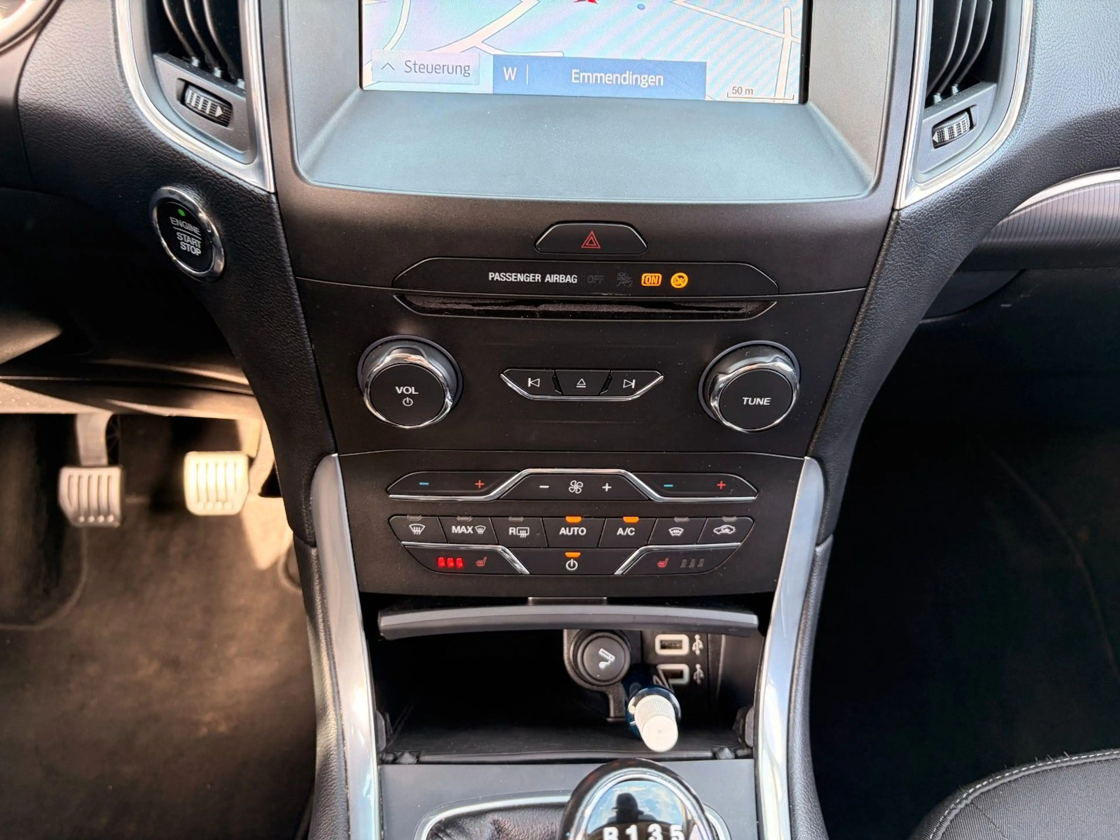 Ford Galaxy 1.5 Eco Boost Titanium — photo 15