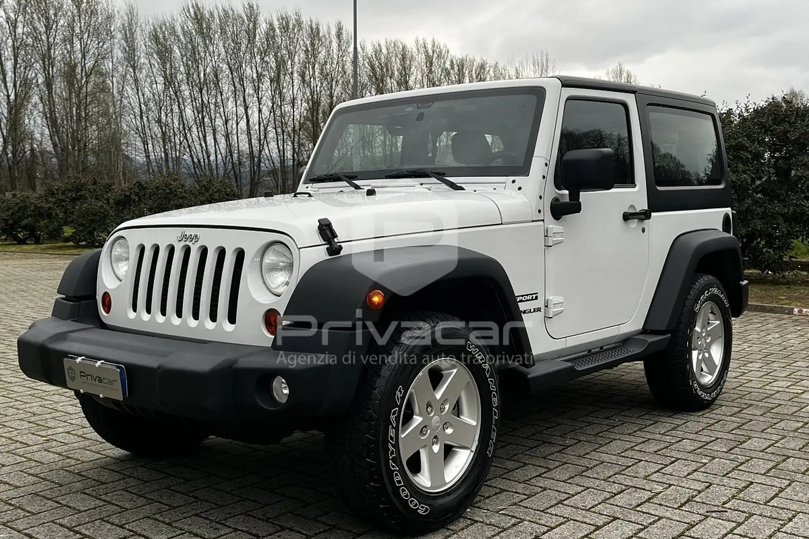 Jeep Wrangler Wrangler 2.8 CRD DPF Sport Auto White - 1