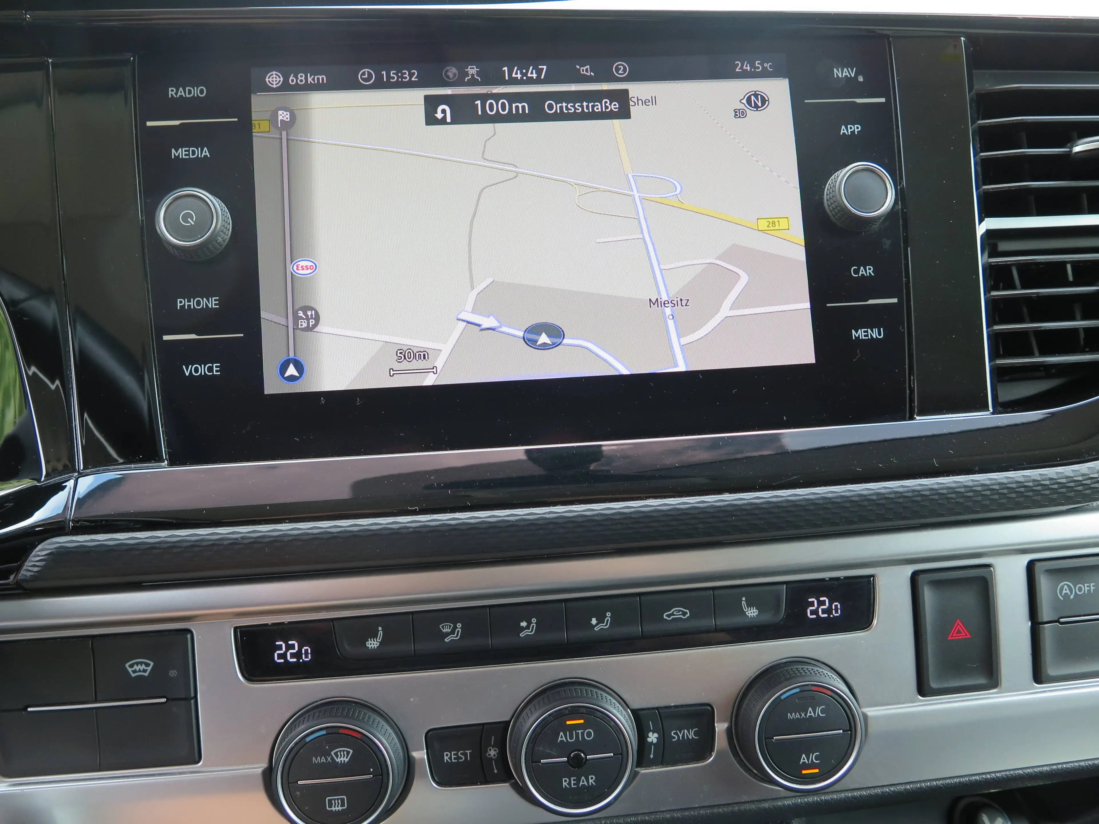 Volkswagen T6.1 Multivan Multivan, AHK, Standh, Navi, App, RFK, LED — photo 17