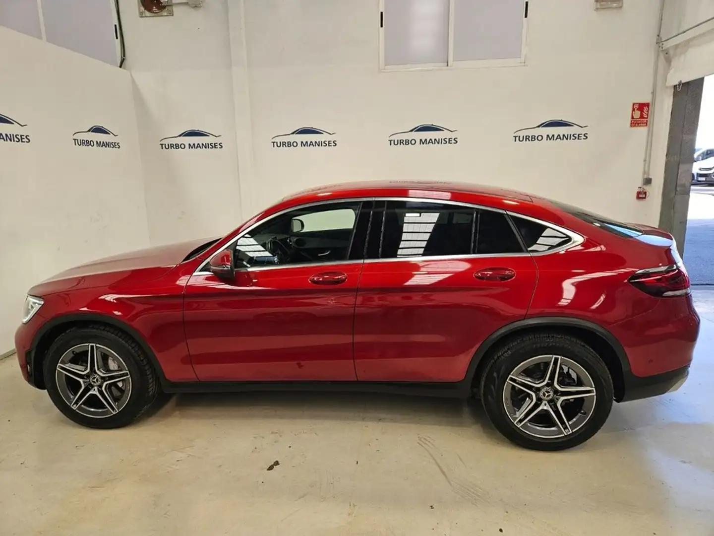 Mercedes-Benz GLC 200 d 4MATIC Rojo - 2