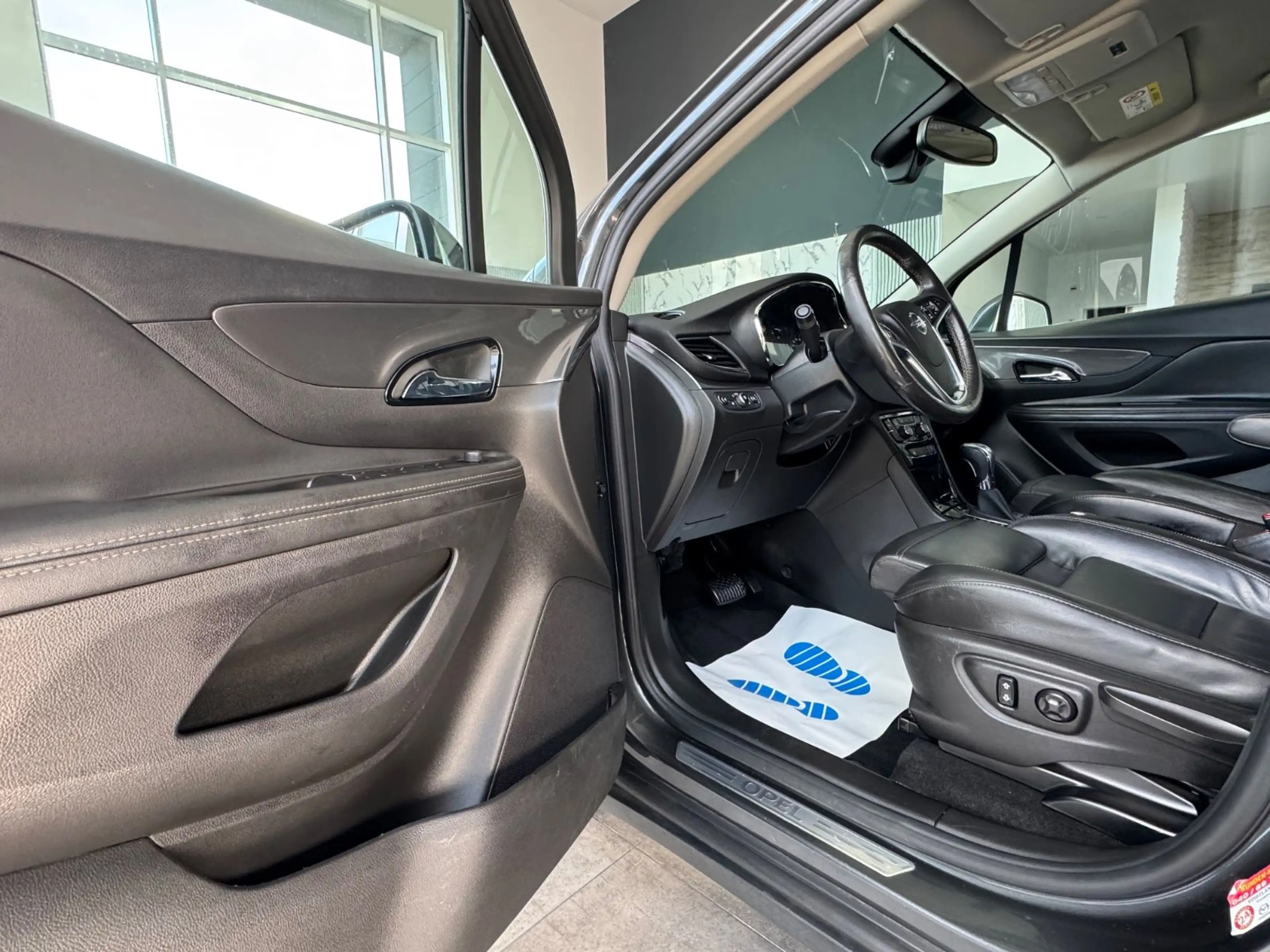 Opel Mokka X Innovation Automatik Leder — photo 9