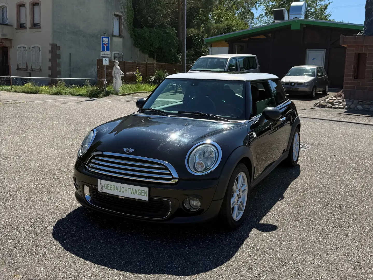MINI One Cooper Schwarz - 2