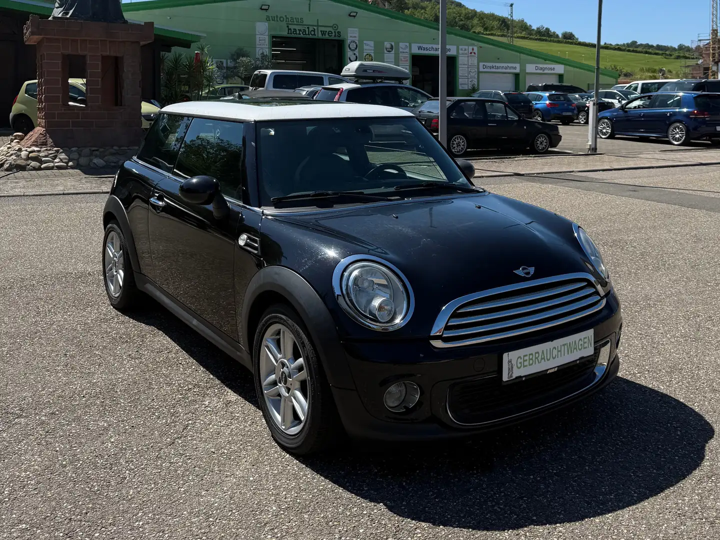 MINI One Cooper Schwarz - 1